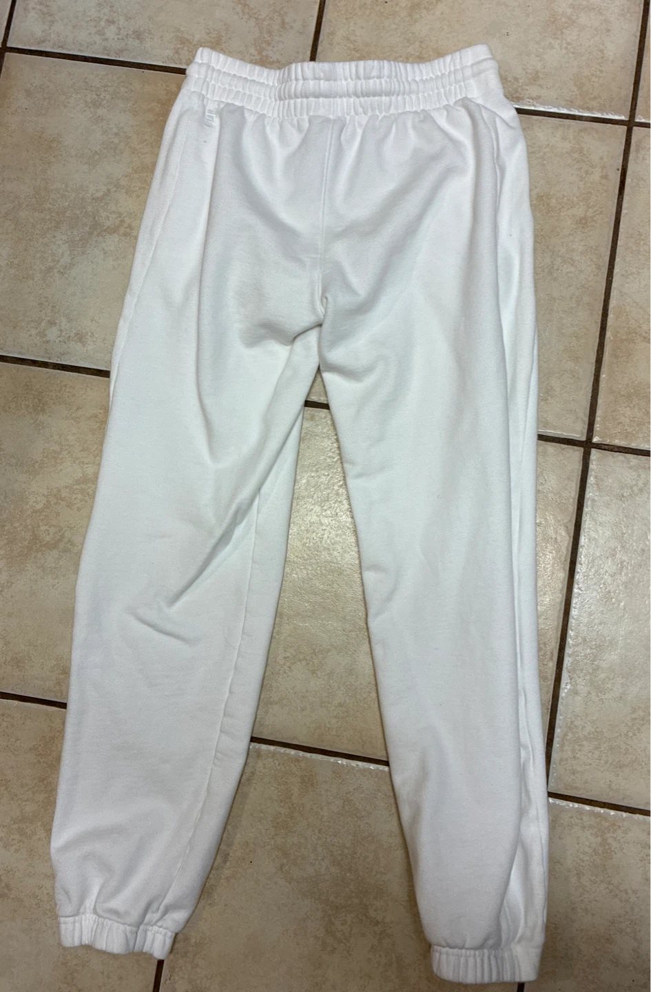 Aritzia Tna Boyfriend Sweatpants White 2XS - photo 3