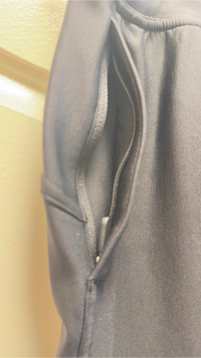 Lululemon Black Pants Joggers - photo 2