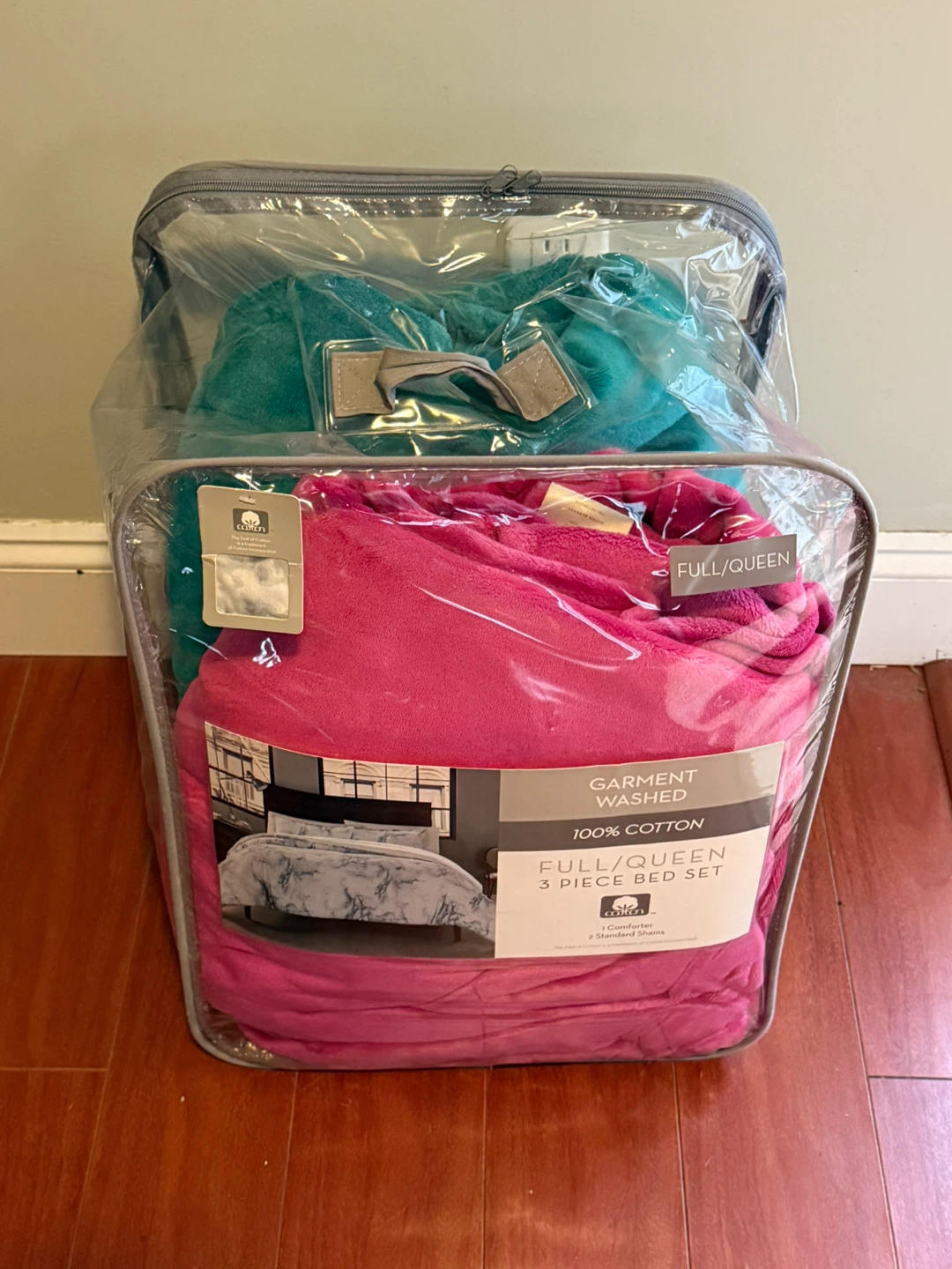 Kate spade queen blankets x2