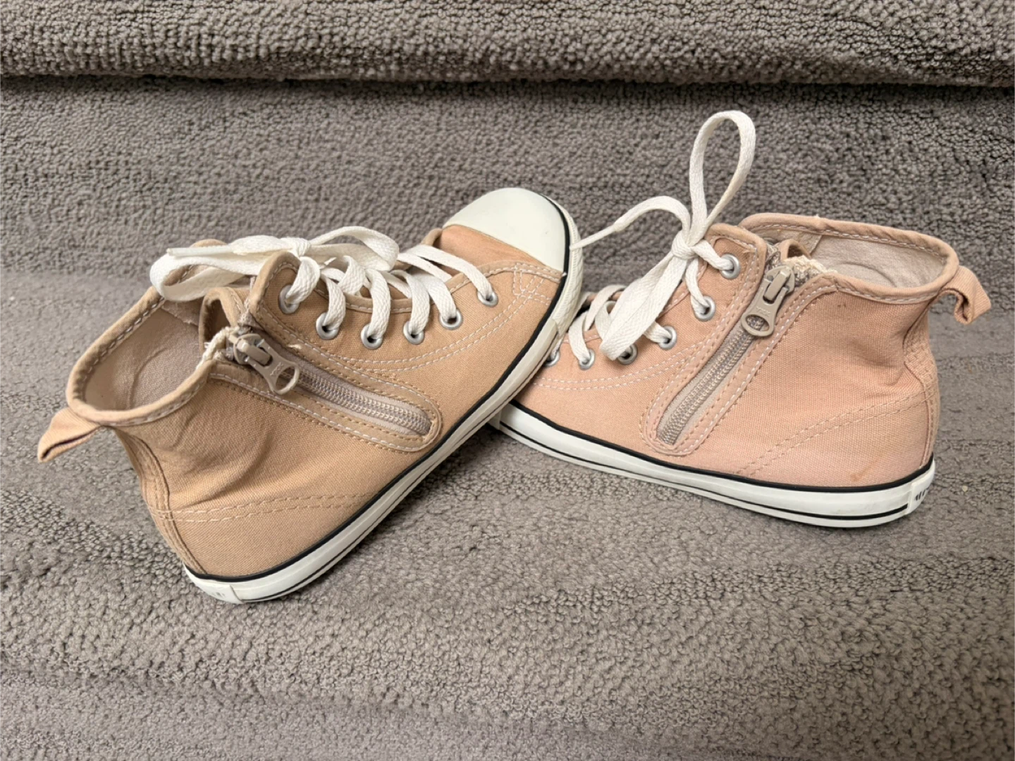 Converse All Star High Top Sneakers - Kids Size 1 - photo 3