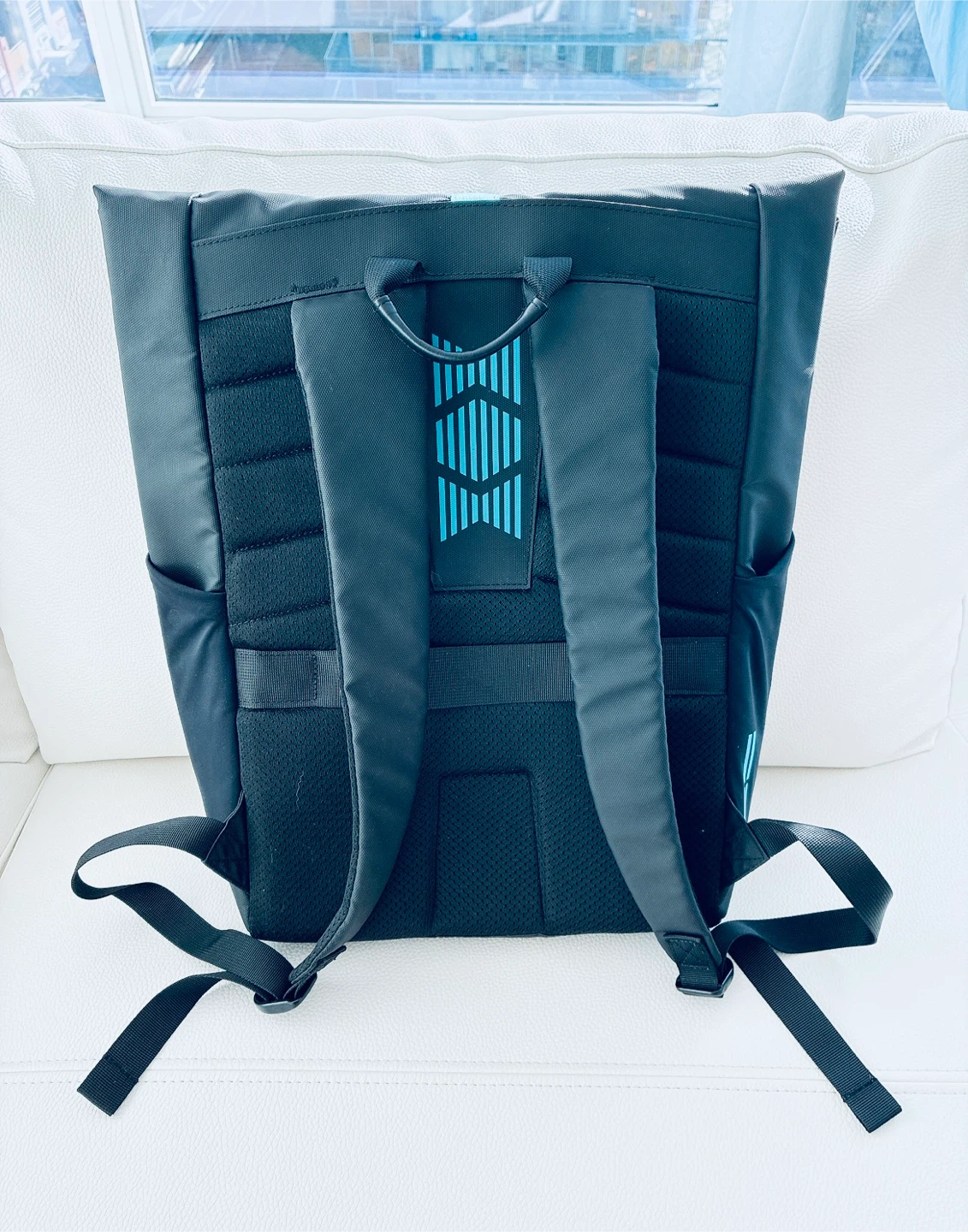 Lenovo IdeaPad Gaming Backpack - Black, Large - photo 2