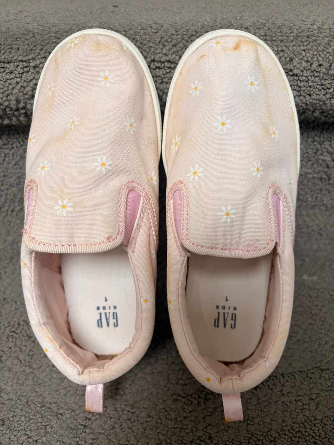 GAP Kids Slip-On Daisy Shoes Size 1