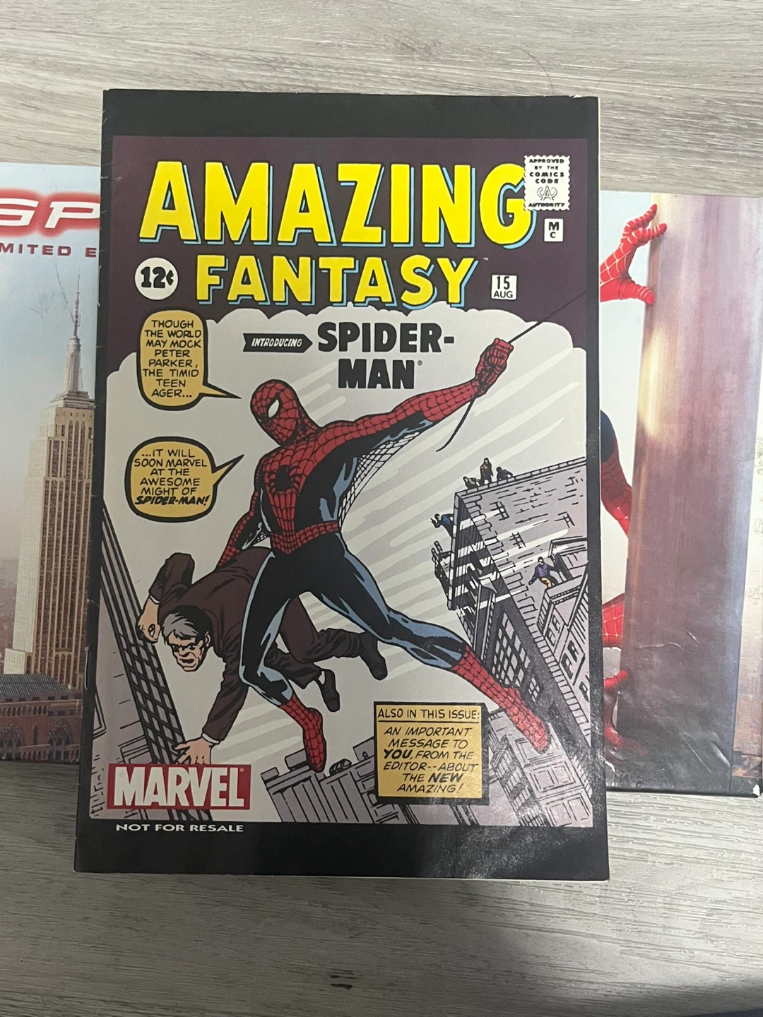Spider-Man Limited Edition DVD Collector's Gift Set - photo 3