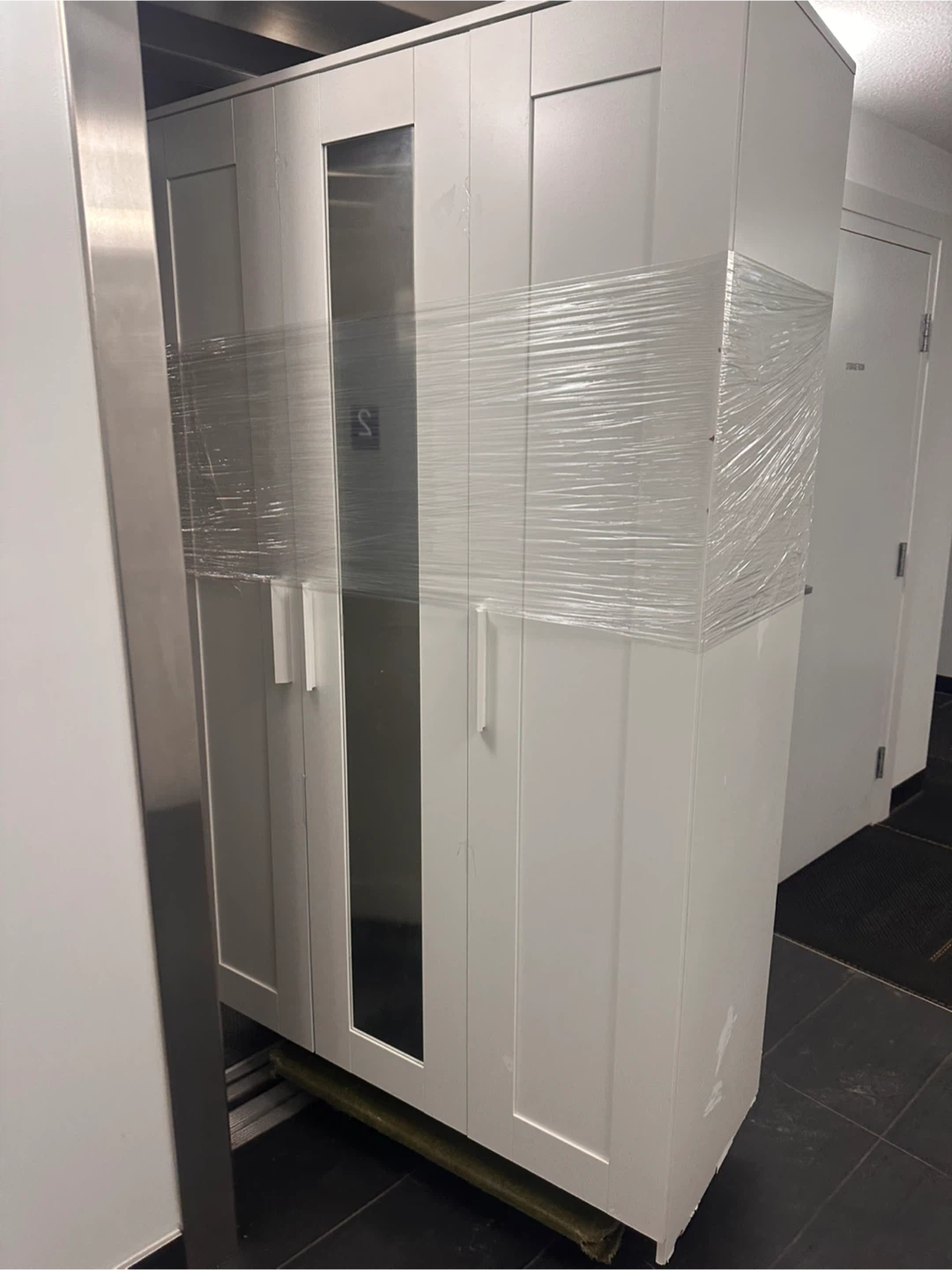 White 3-Door Wardrobe with Mirrored Panels
