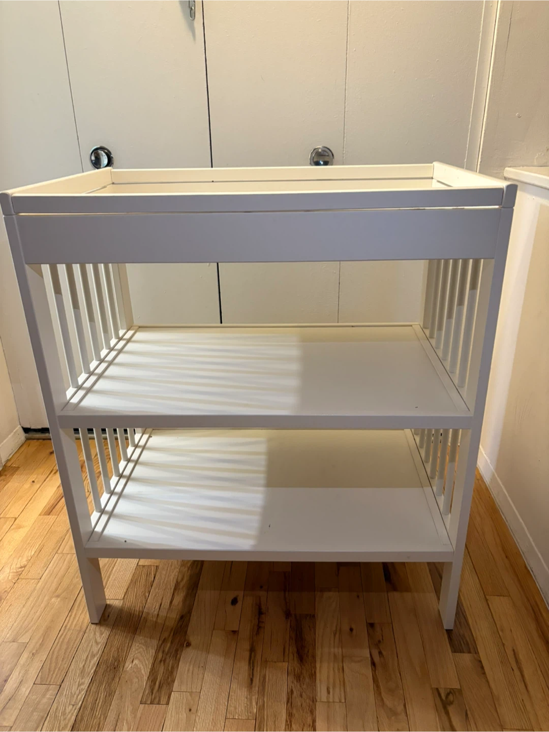 IKEA Changing Table with 2 Shelves+ pad + cover - photo 3