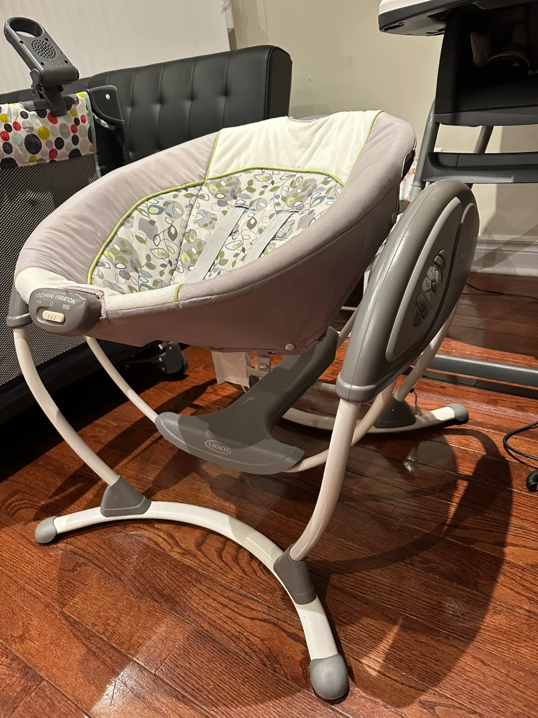 Graco Baby Rocker with Soothing Vibration - photo 2