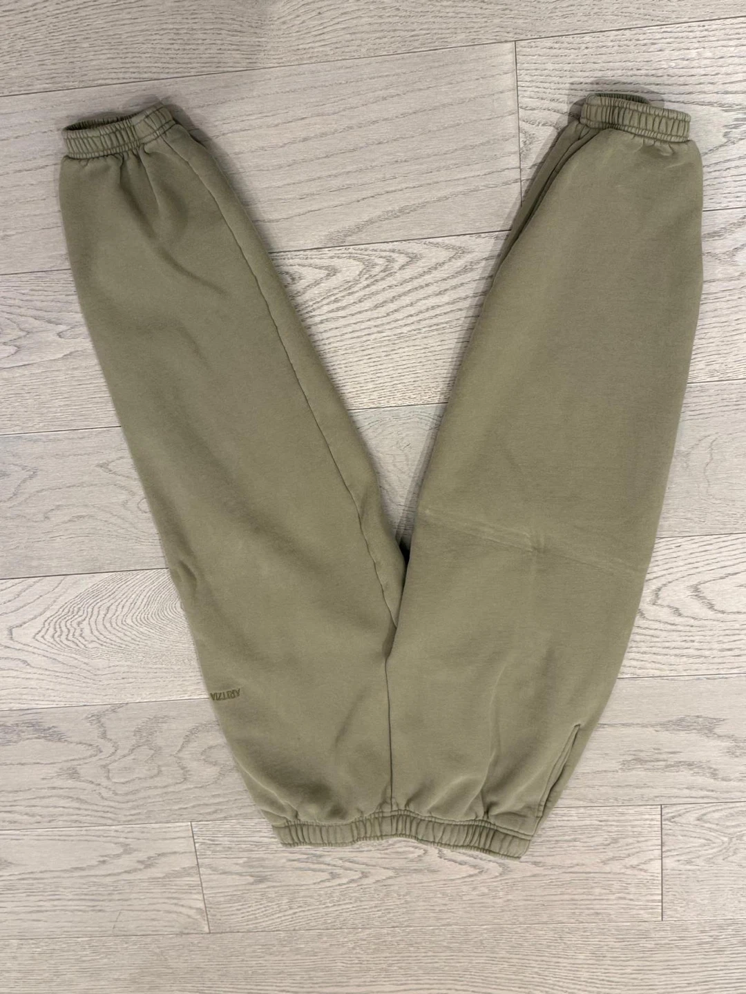 Aritzia Sweat Fleece Joggers - Size S