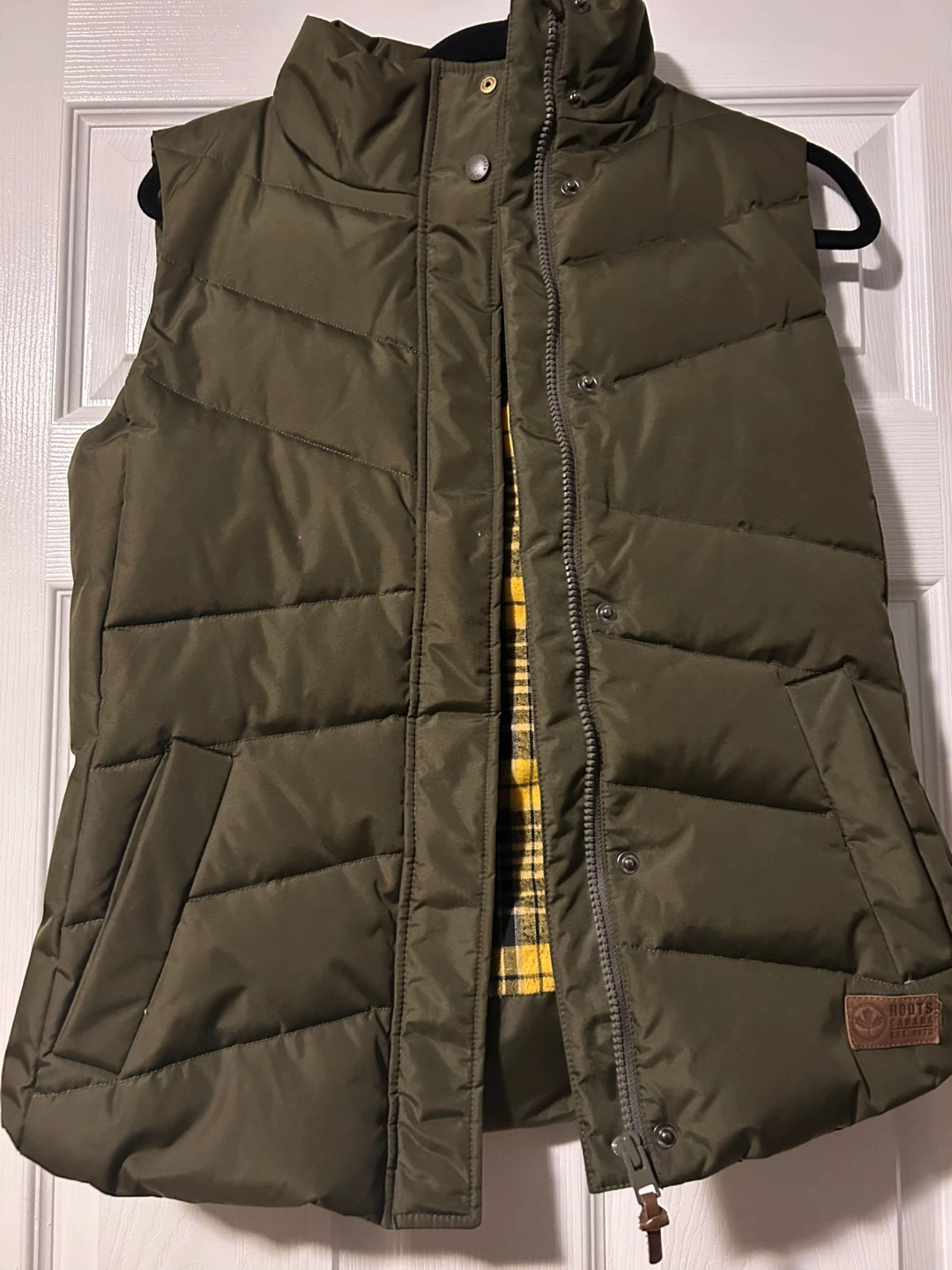Roots Canada Puffer Vest - Olive Green - Size Medium