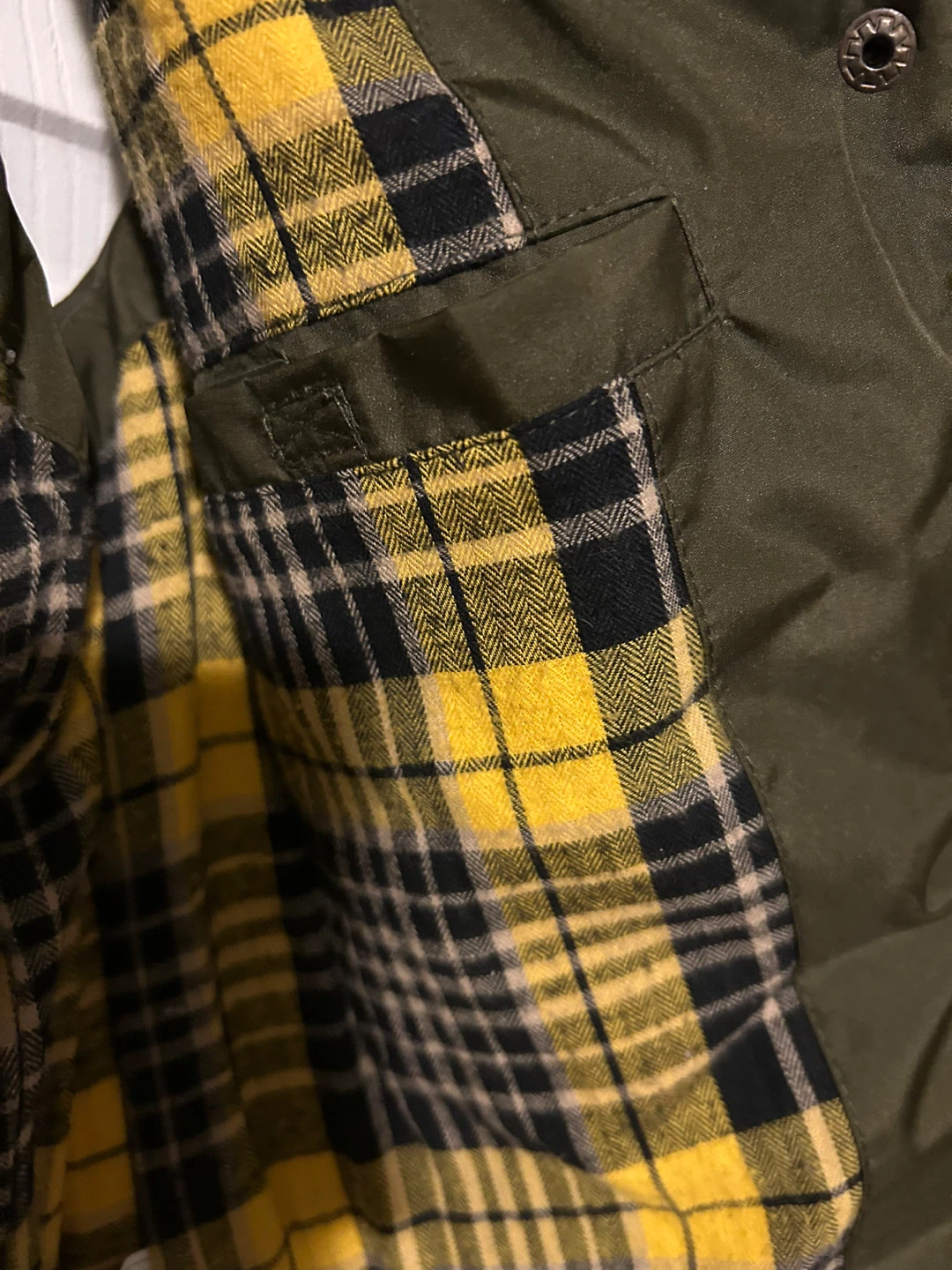 Roots Canada Puffer Vest - Olive Green - Size Medium - photo 5