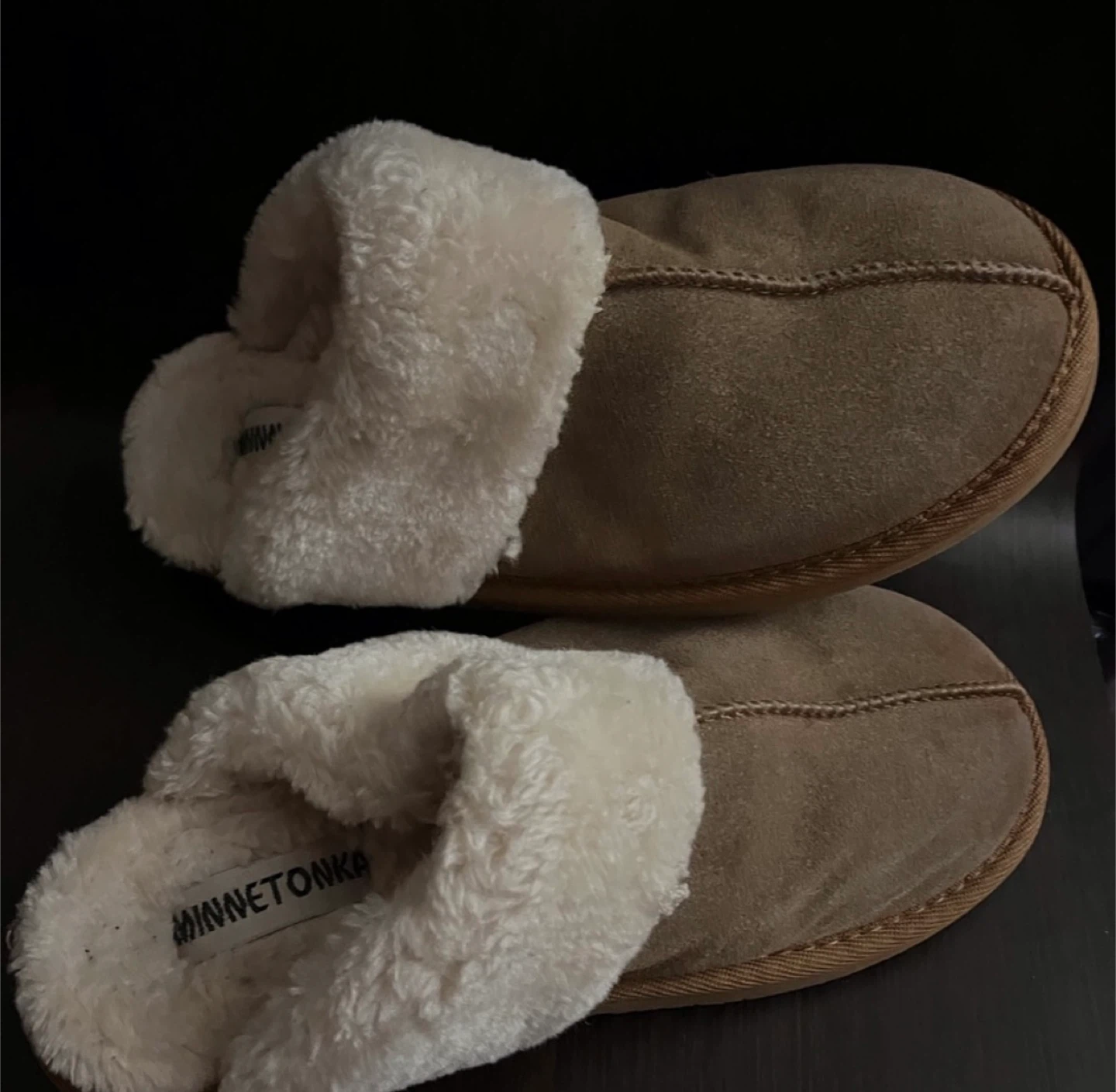 MinneTonka Women’s Chesney Slippers Size 10W - photo 5