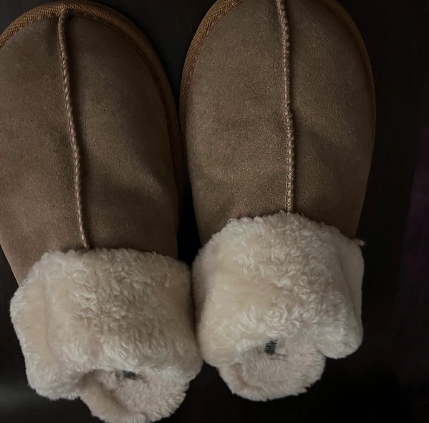 MinneTonka Women’s Chesney Slippers Size 10W - photo 2