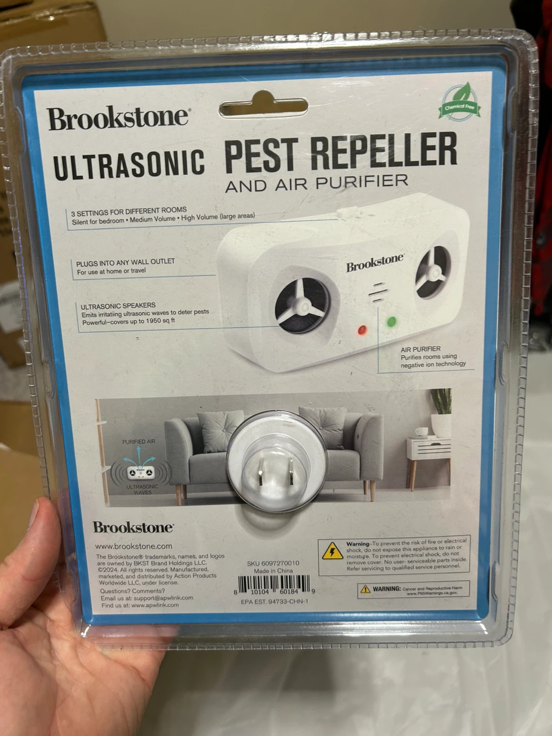 Brookstone Ultrasonic Pest Repeller and Air Purifier - photo 2