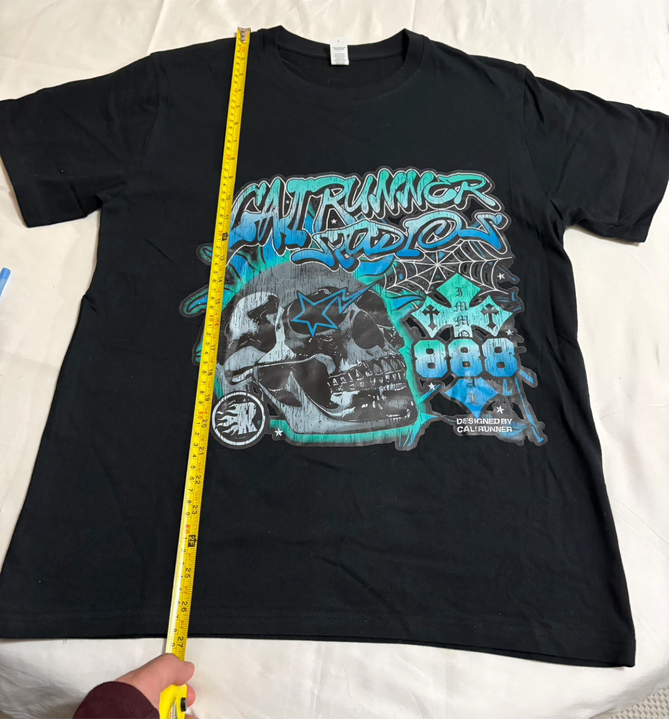 CaliRunner T-shirt with skull print and number "888". - photo 2