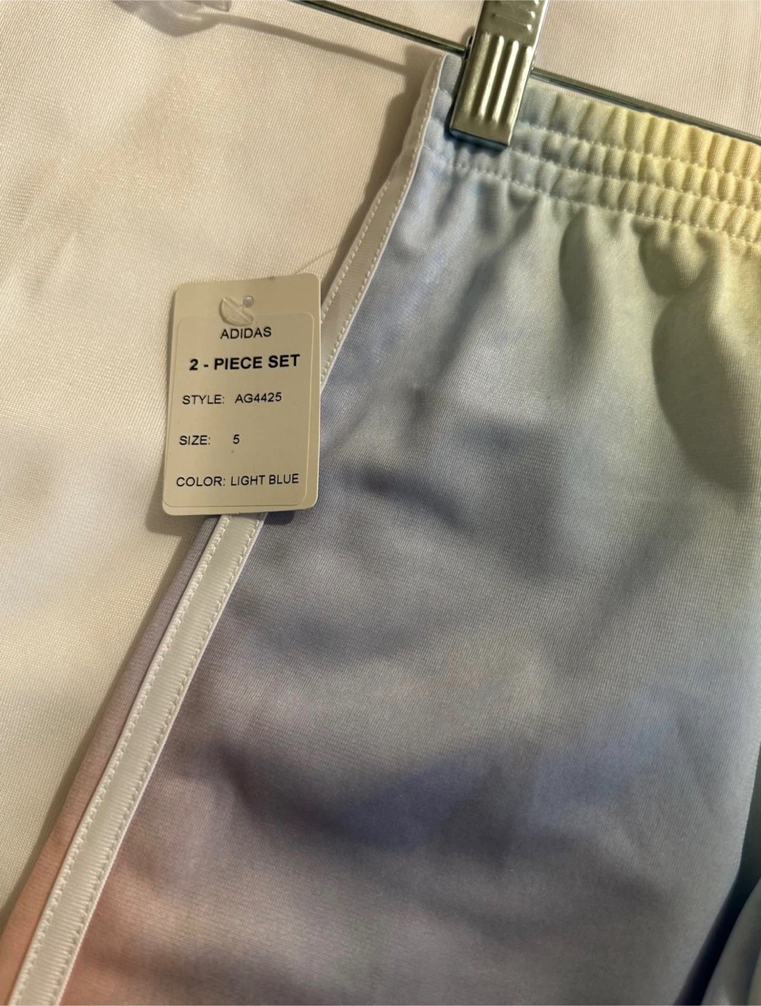 Little Girls Adidas 2-Piece Suit NWT, Size 5 - photo 3