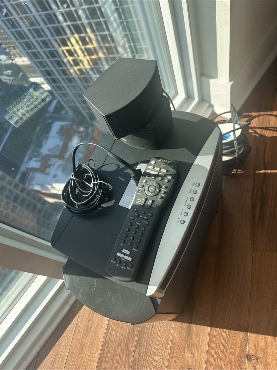 Bose Acoustimass full set with Remote and Bluetooth Adapter - photo 2