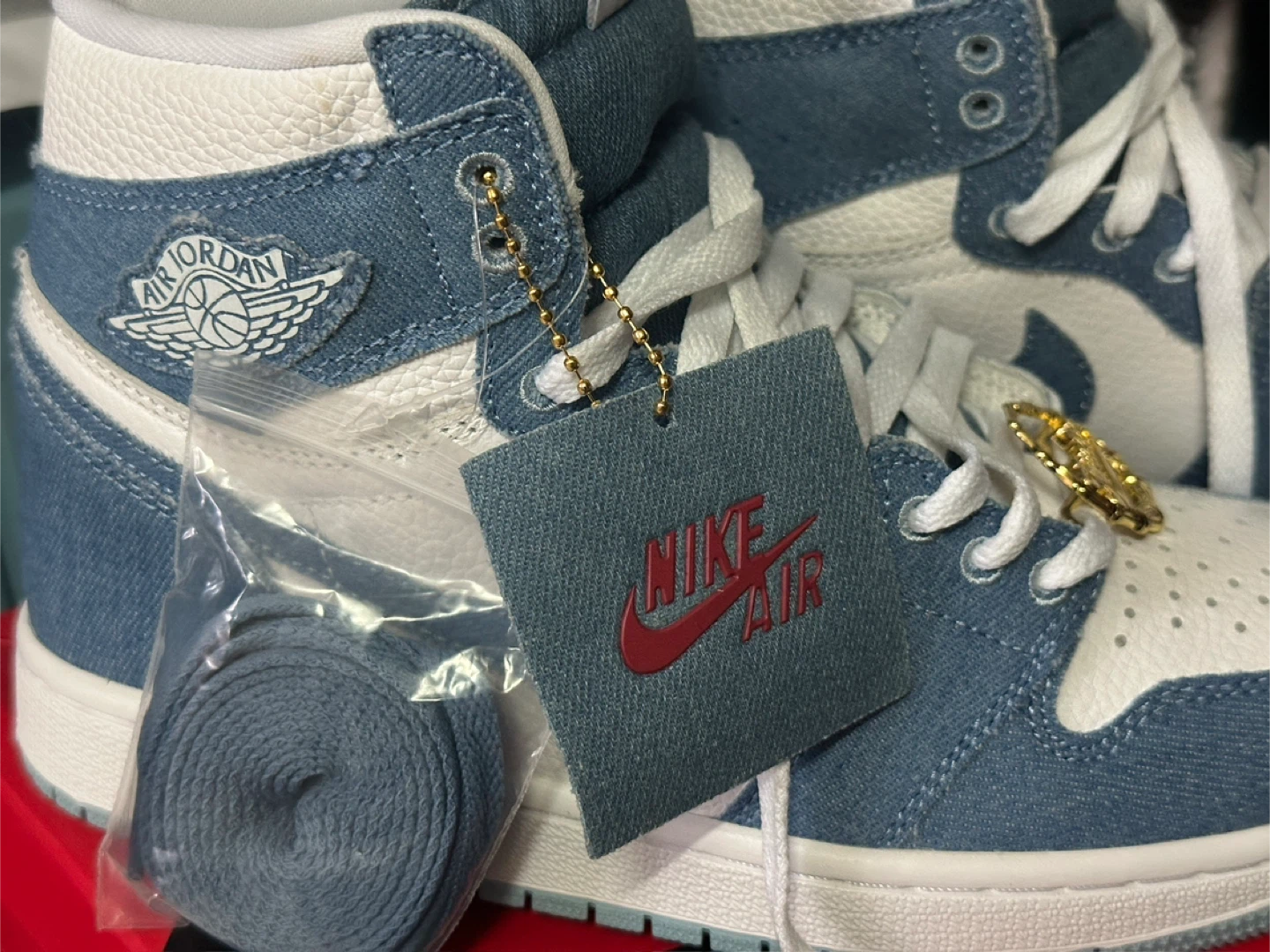 Air Jordan 1 High OG "Denim" Sneakers - photo 4