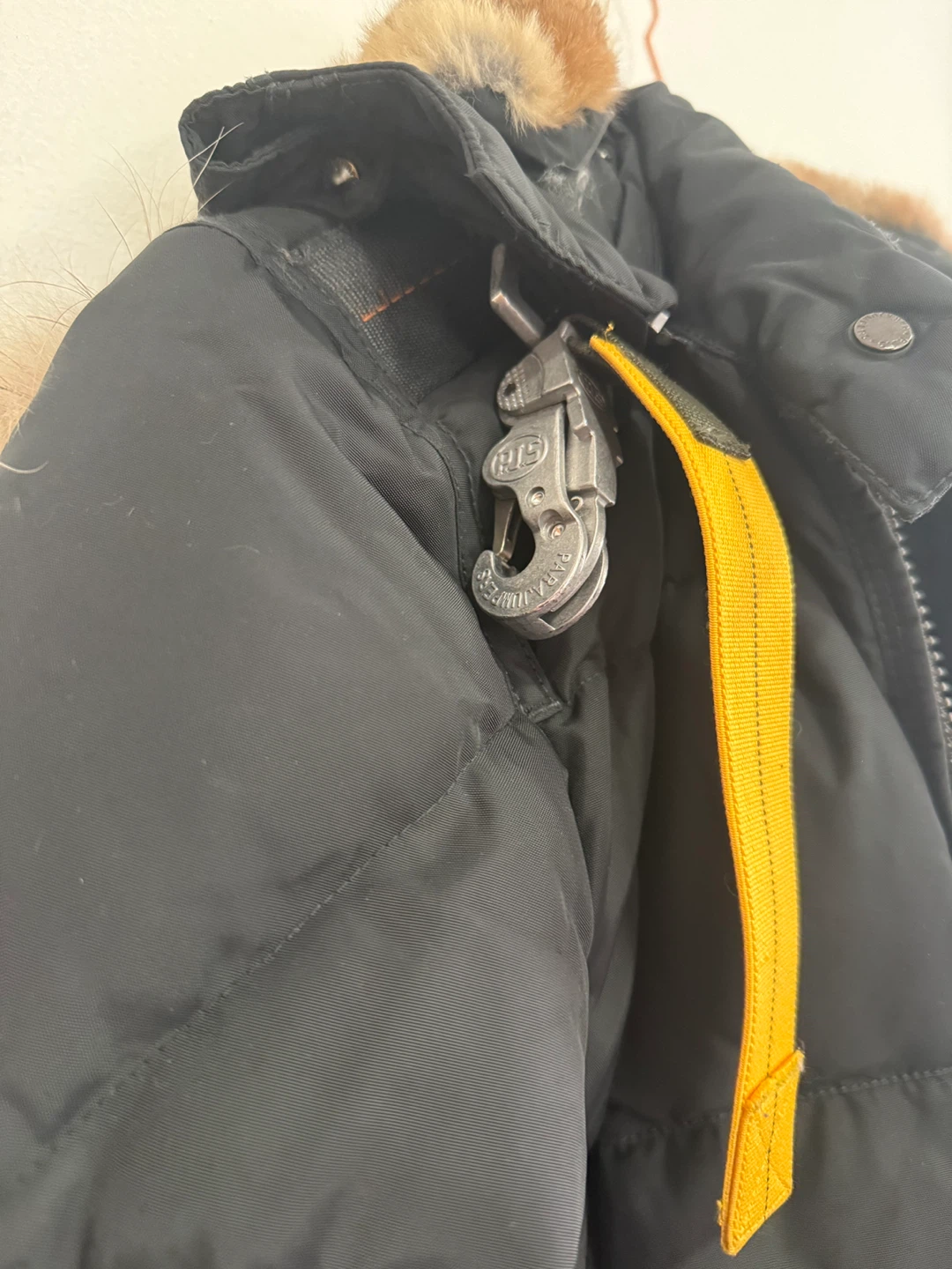 Parajumpers Women's Long Bear Down Jacket with Fur Size S - photo 3