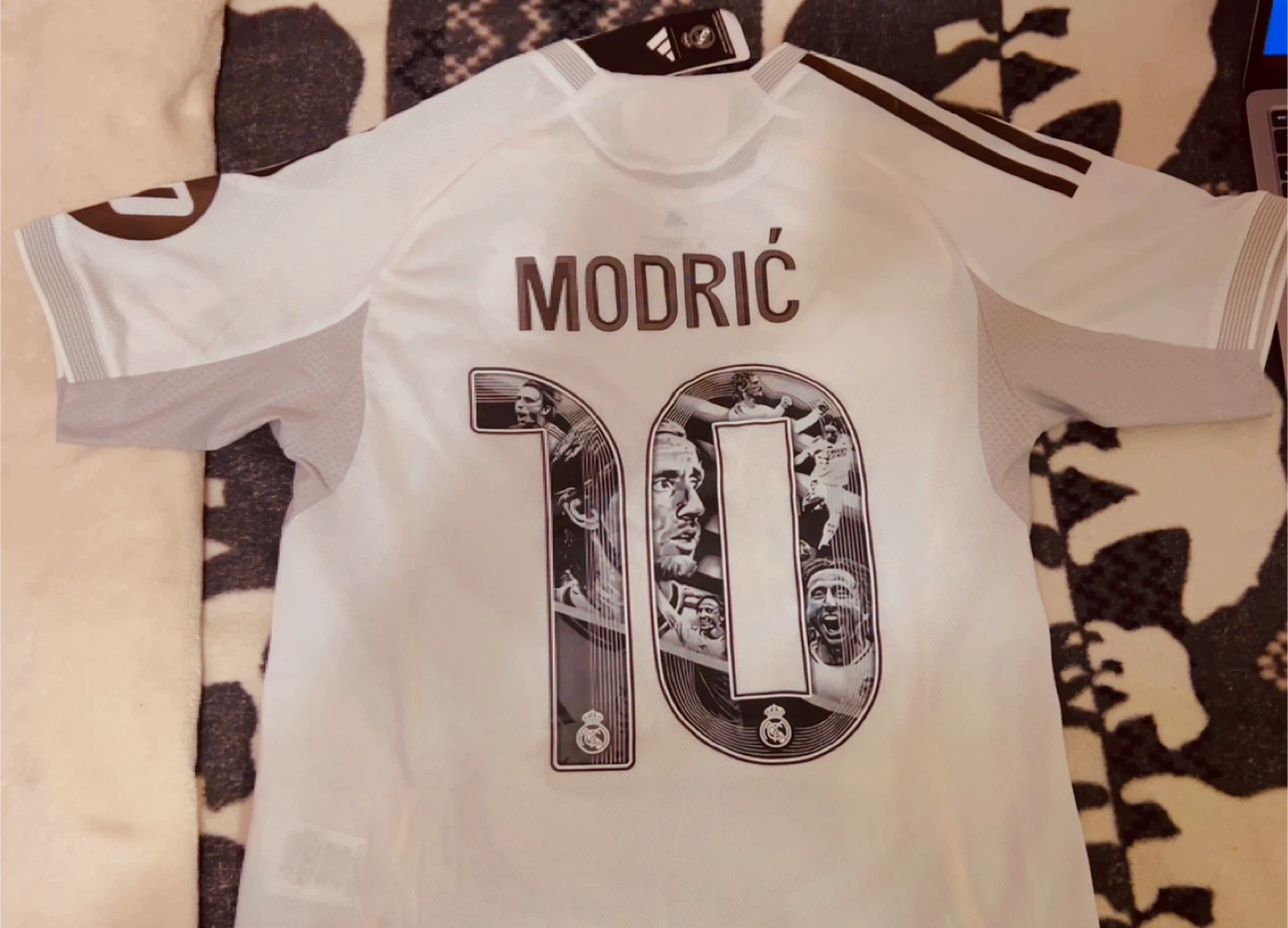 Adidas Real Madrid Home Jersey Luka Modrić #10 Limited edition - photo 2