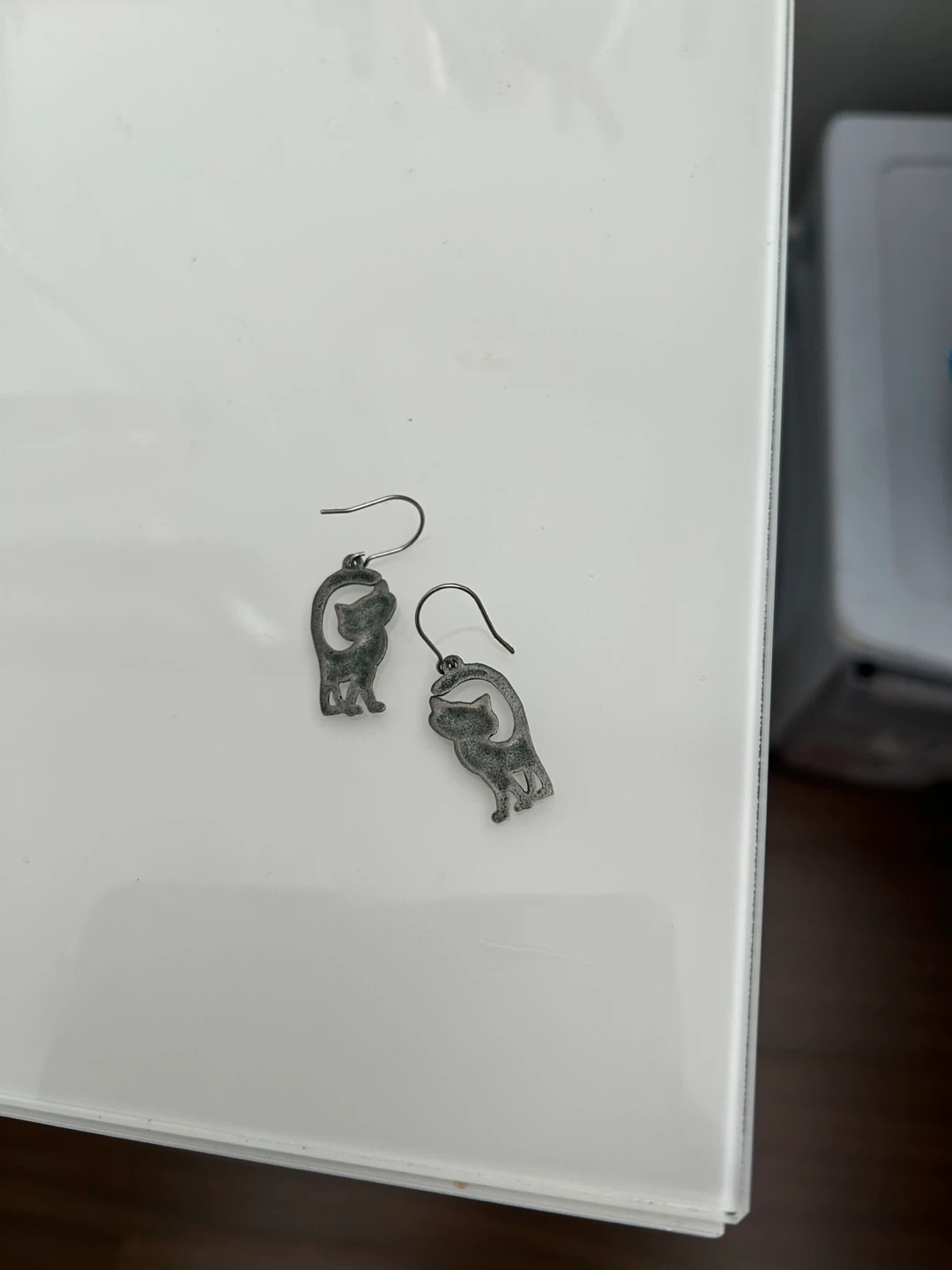 Cute Cat Dangle Earrings - photo 3