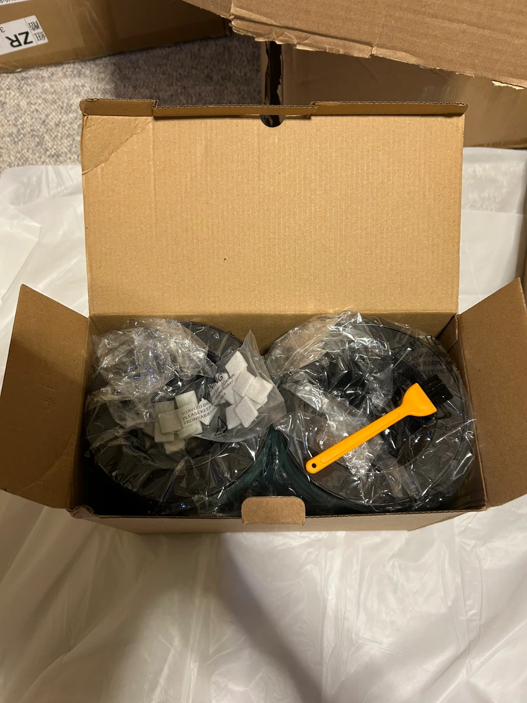 Vacuum Filters and Brush Set - photo 3