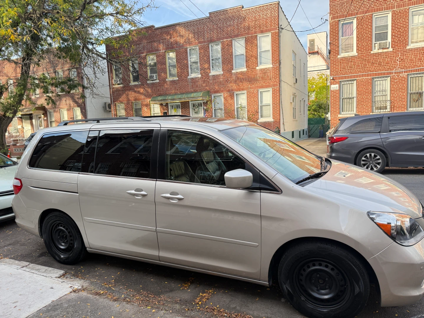 2005 Honda Odyssey Touring - photo 4
