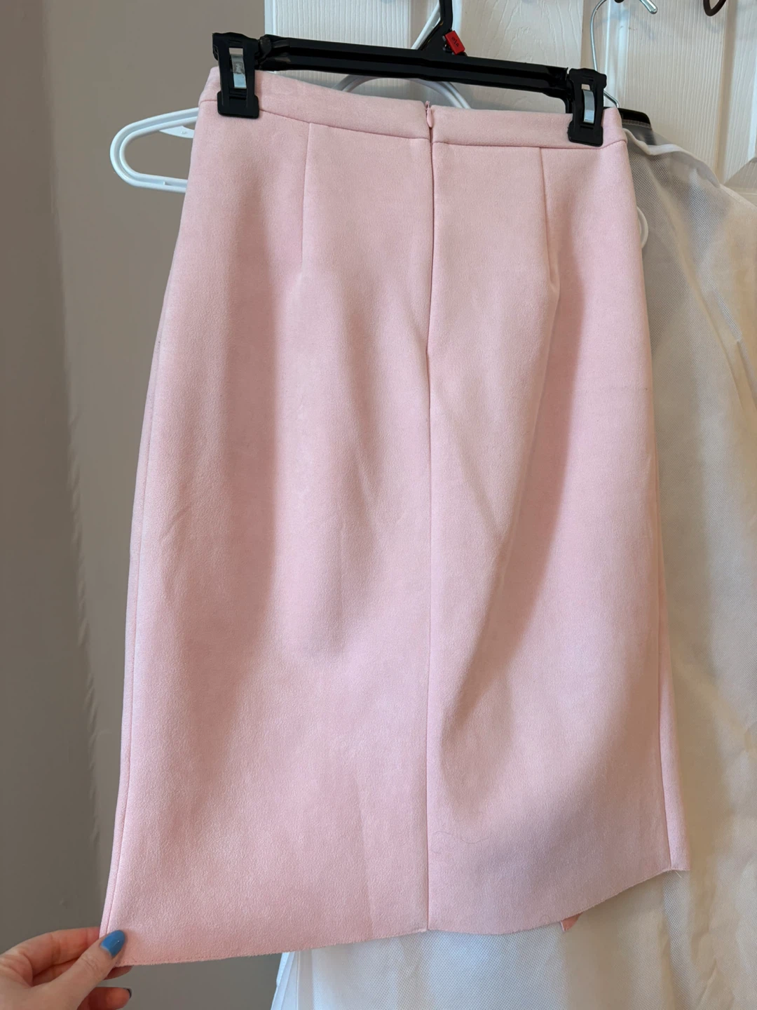 White Closet Pink Suede Wrap Skirt Size 6 - photo 4