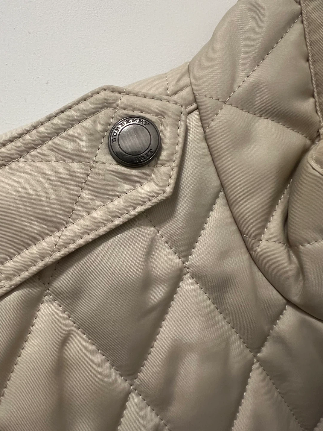 Burberry Quilted Jacket - photo 4