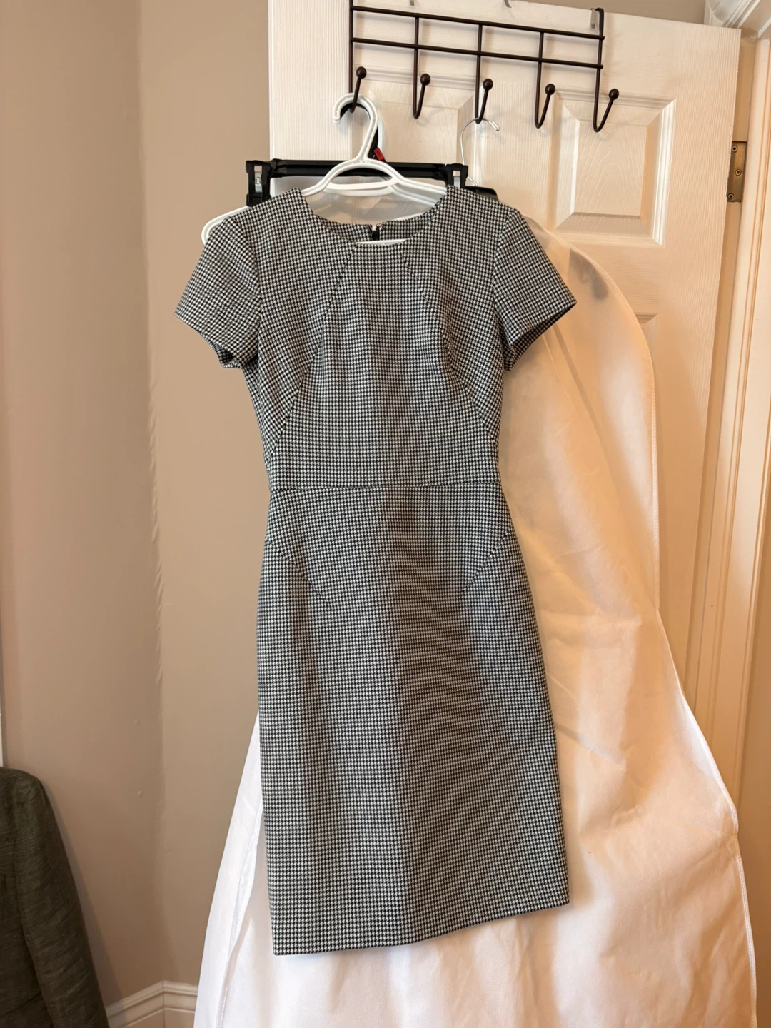 Banana Republic Houndstooth Dress - Size 2