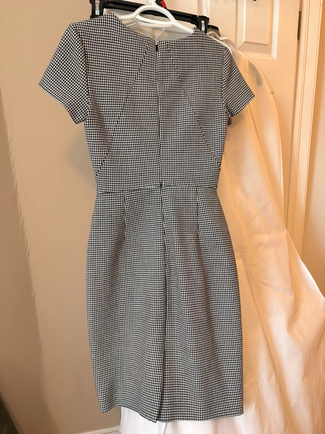 Banana Republic Houndstooth Dress - Size 2 - photo 2