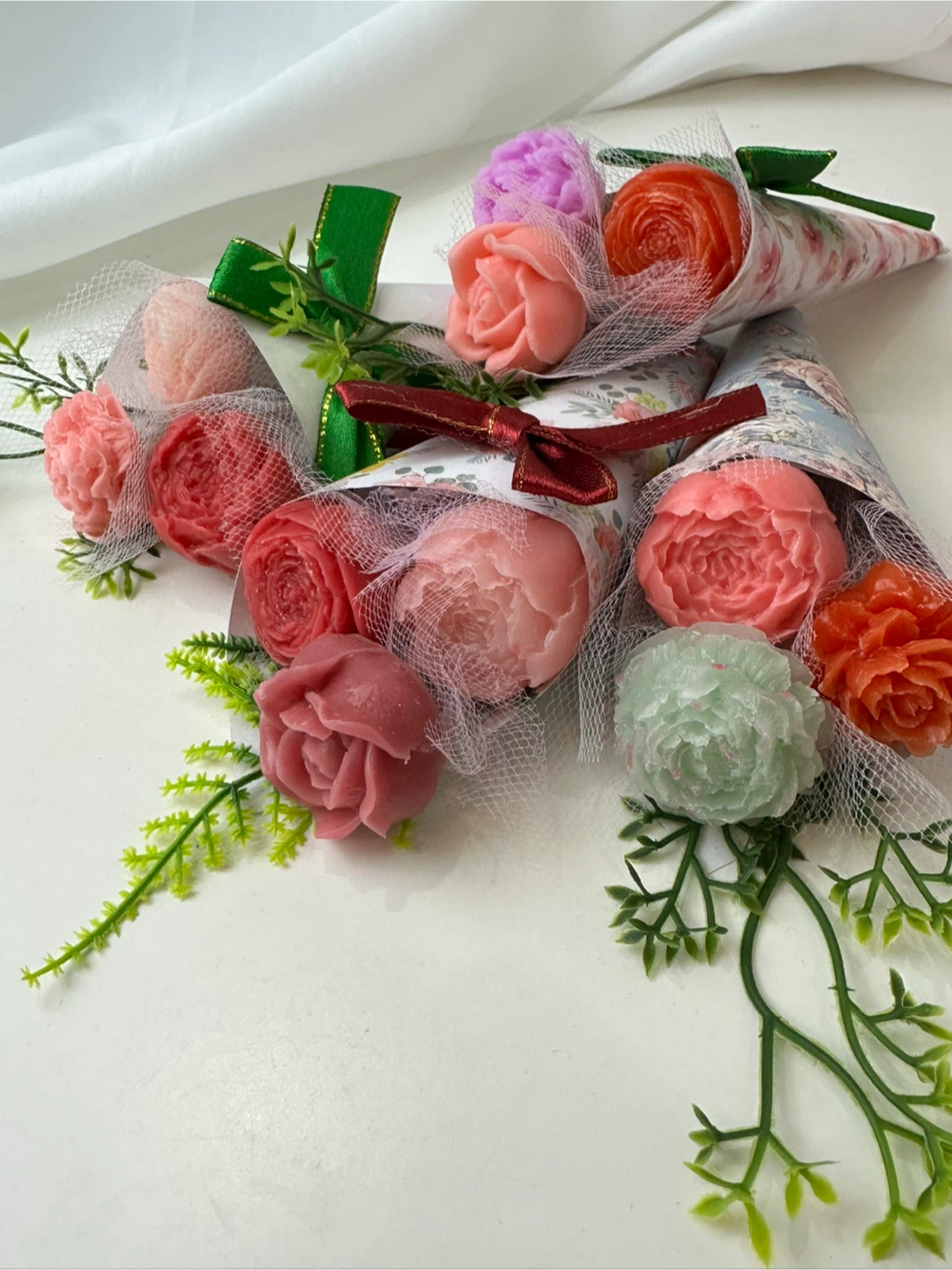 Handmade mini-bouquet of melting wax - photo 3