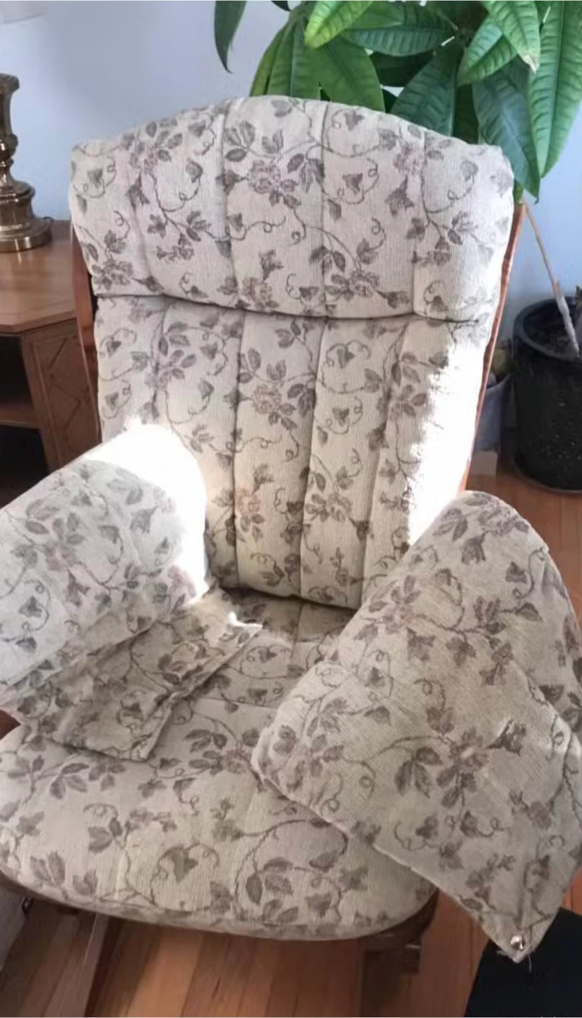 Glider Rocking Chair with Floral Print Cushions - photo 4