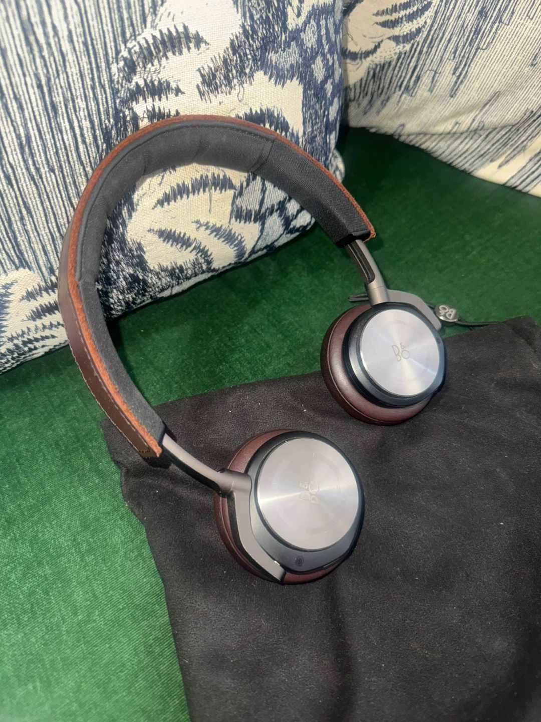 Bang & Olufsen BeoPlay H8 Headphones - photo 2