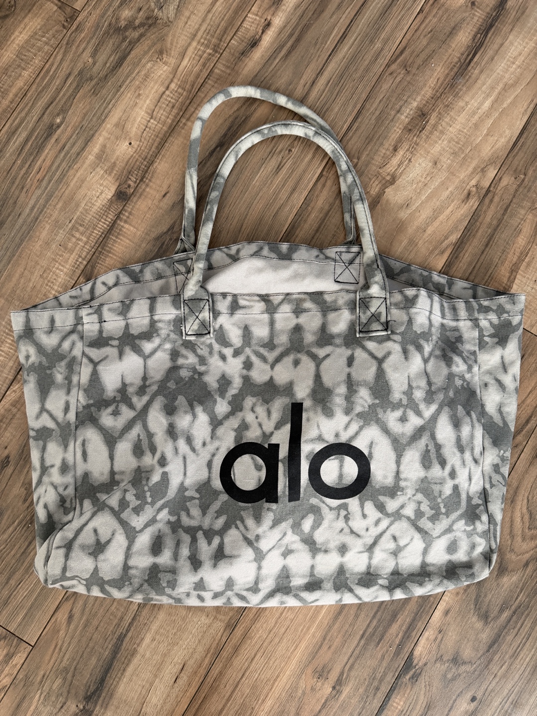 Alo Shopper Tote Bag - Gray Tie-Dye