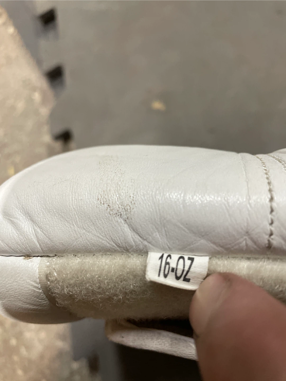 Square-1 Boxing Gloves 16 oz - photo 2