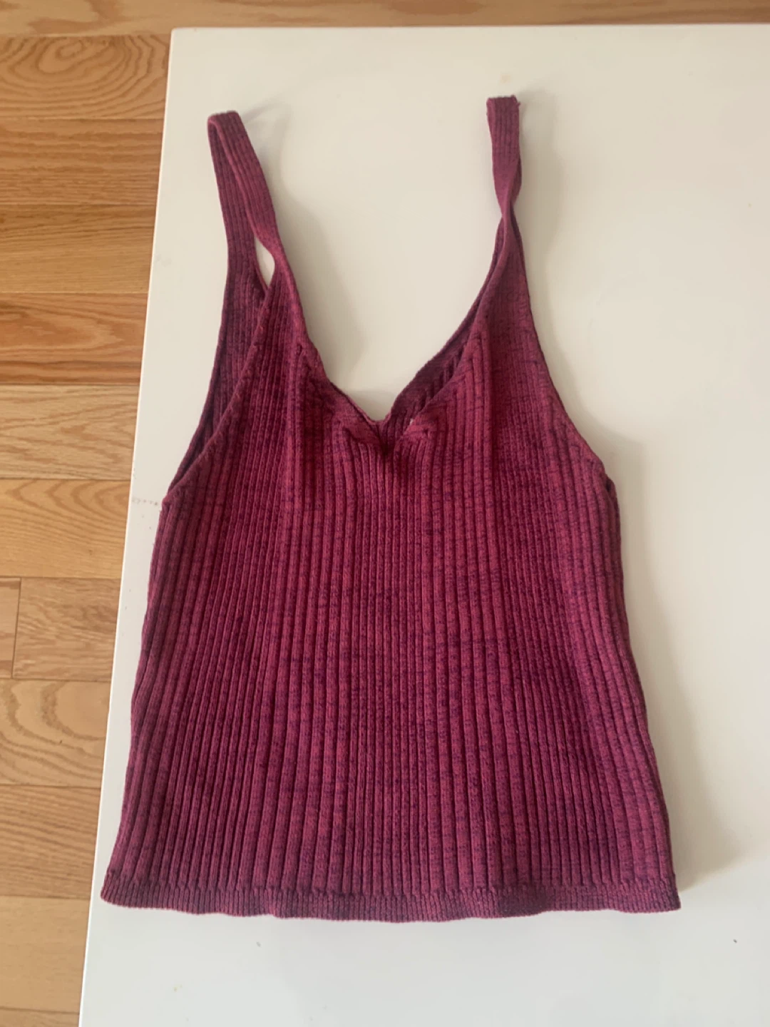 Ribbed V-Neck Tank Top -small