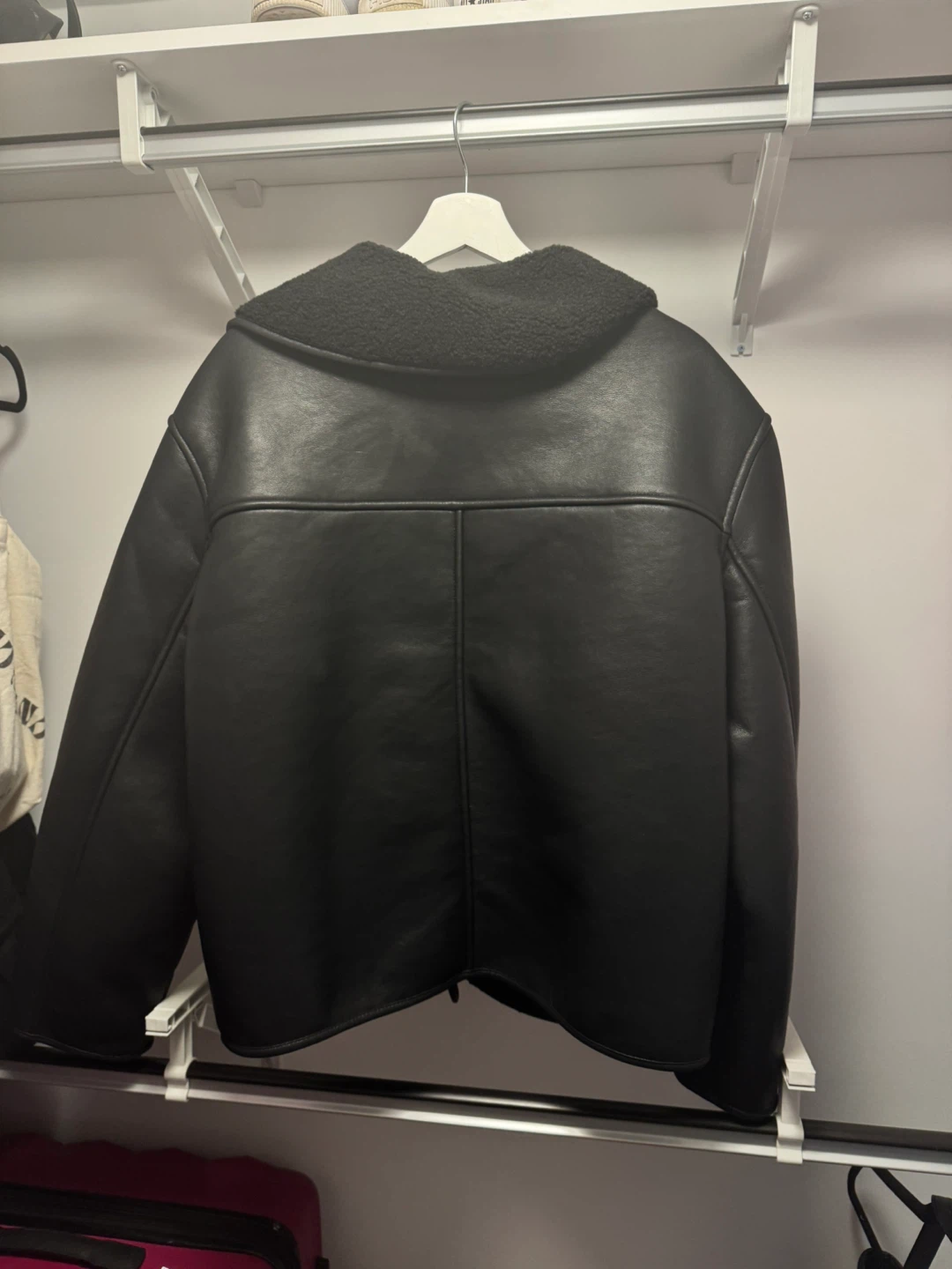 Old Navy Faux Leather Sherpa Lined Jacket - photo 2