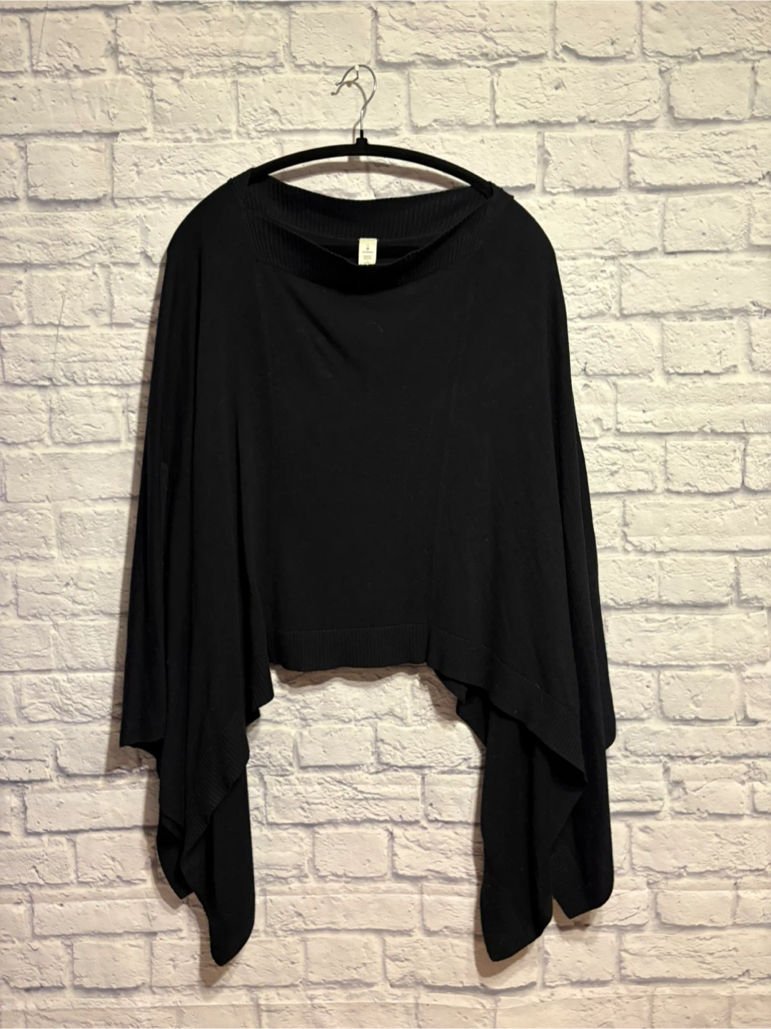 Lululemon Poncho Sweater - photo 3