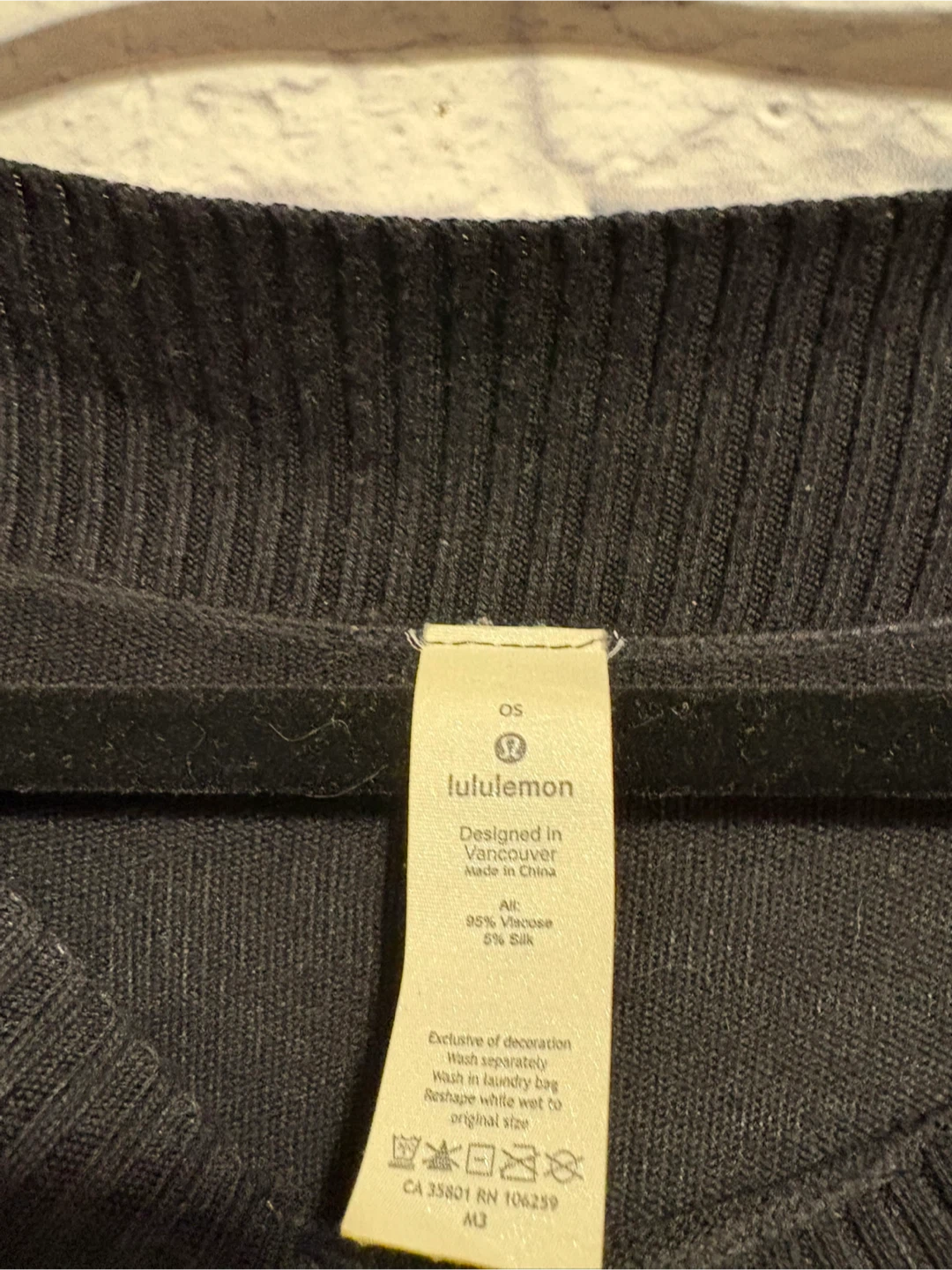Lululemon Poncho Sweater - photo 4
