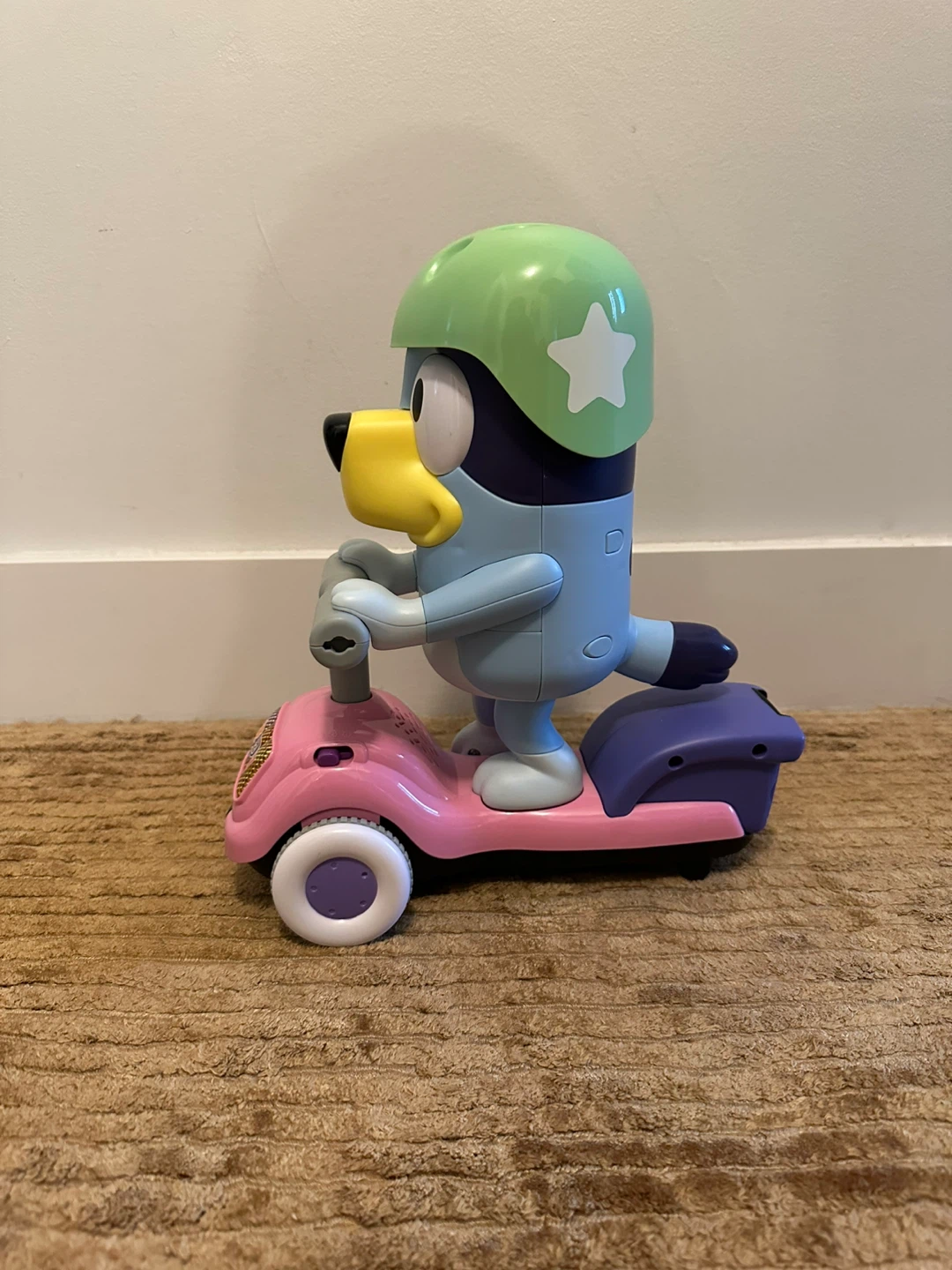 Bluey Scooter Toy - photo 2