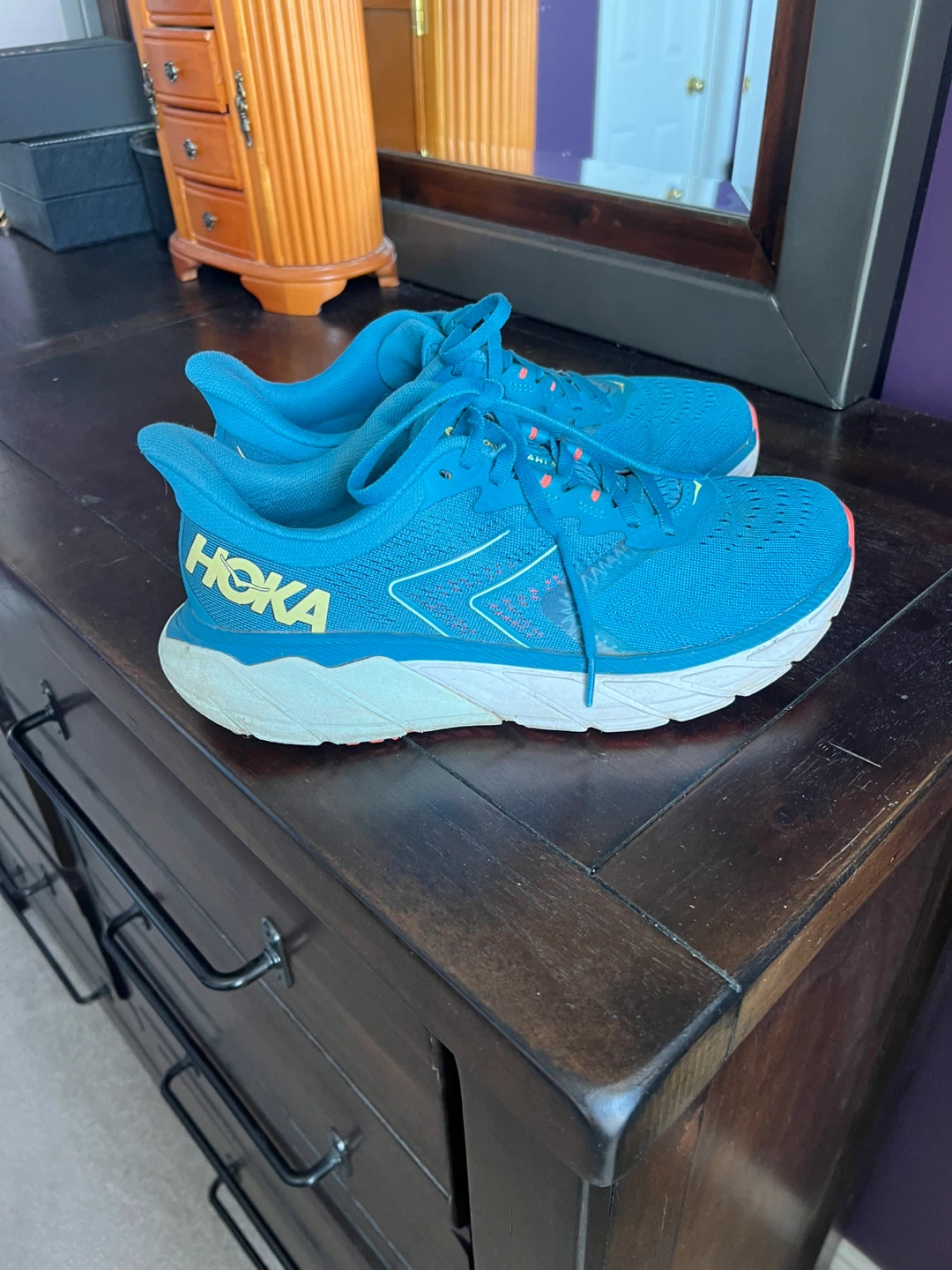 Woman’s Hoka Running Shoes -size 8.5