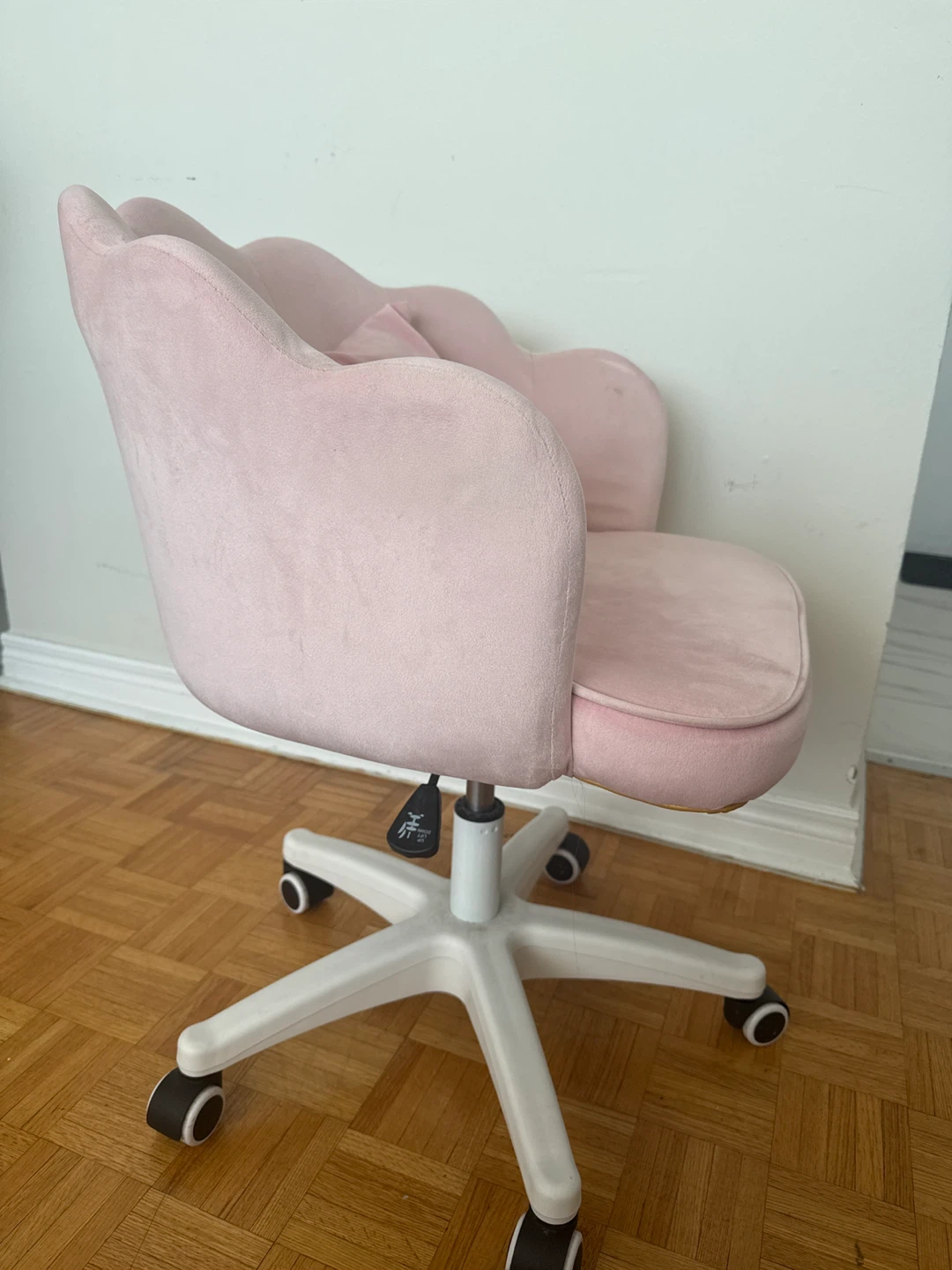 Pink Velvet Office Chair with Shell Design - photo 2
