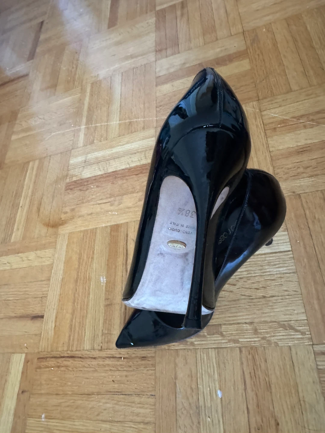 Sergio Rossi Black Patent Leather Heels - Size 38.5 - photo 2