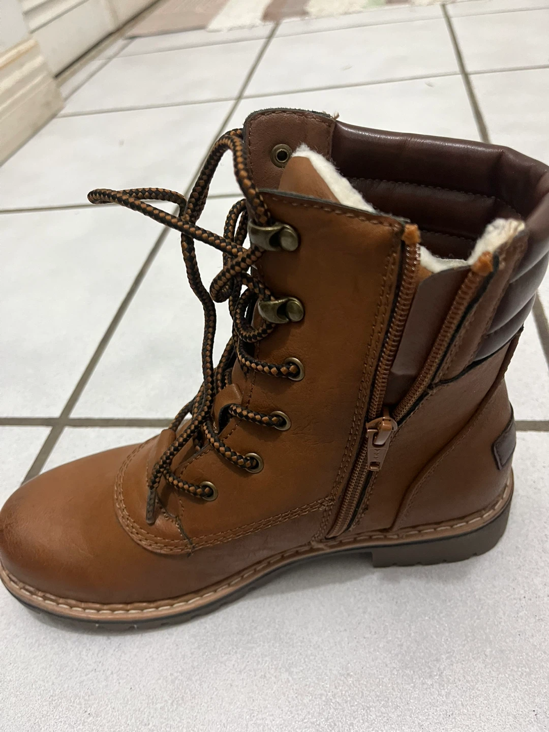 Denali Womens Laura TanHavan Boots - photo 2