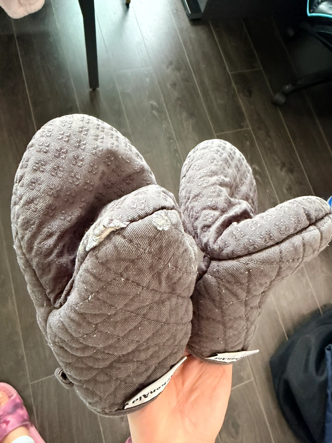 KitchenAid Oven Mitts - photo 2