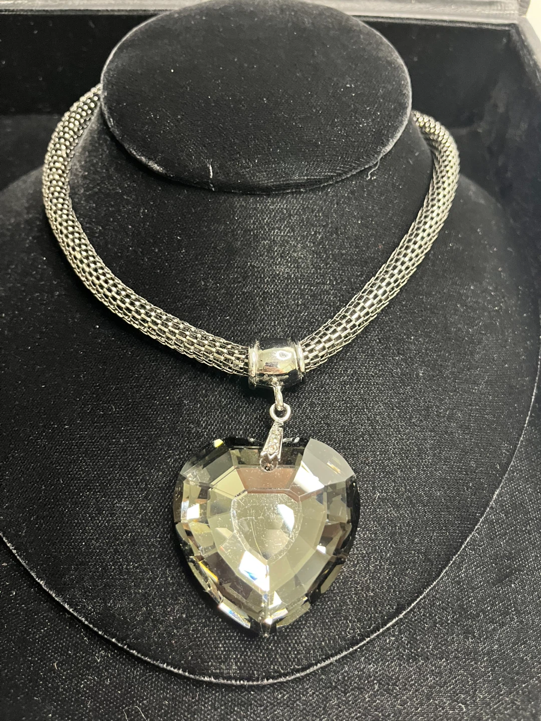 ❤️ Heart Pendant Necklace