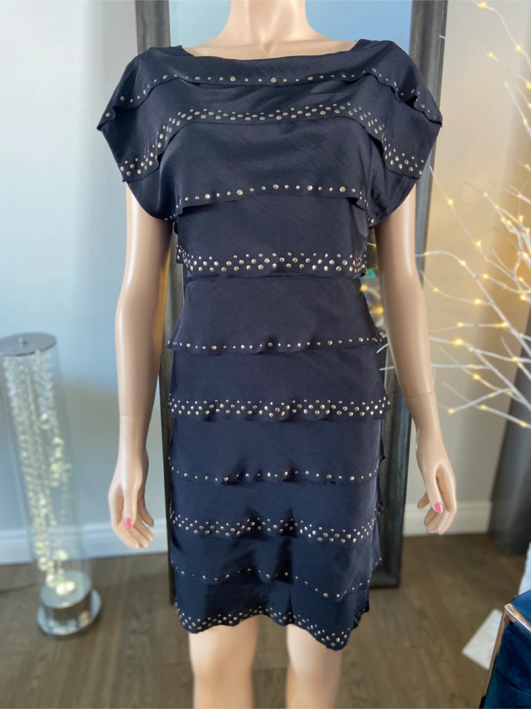 LIKE NEW: BCBG Maxazria Navy Blue Tiered Gold Studded Dress XXS - photo 4