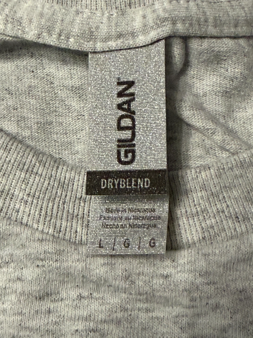 Bulk Gildan T shirts and Sweaters - photo 4