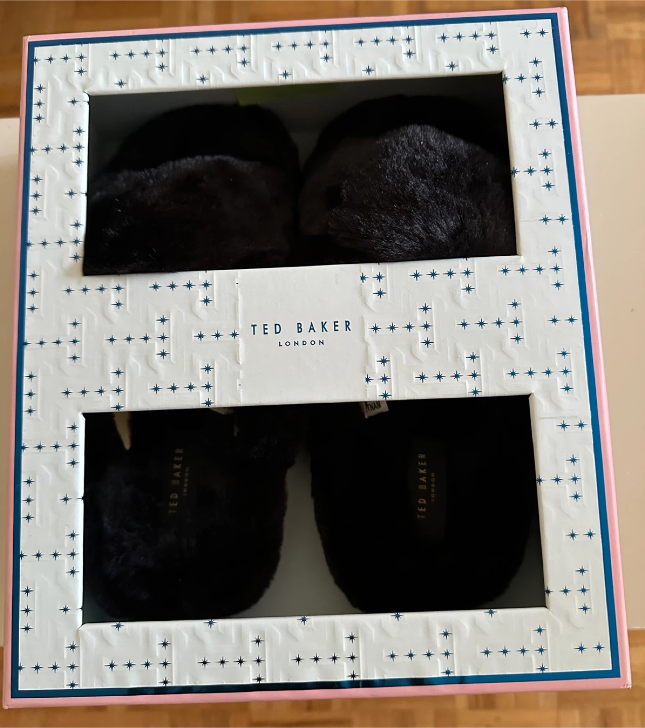 Brand new Ted Baker Faux Fur Cross Over Slippers Black Size 6.5
