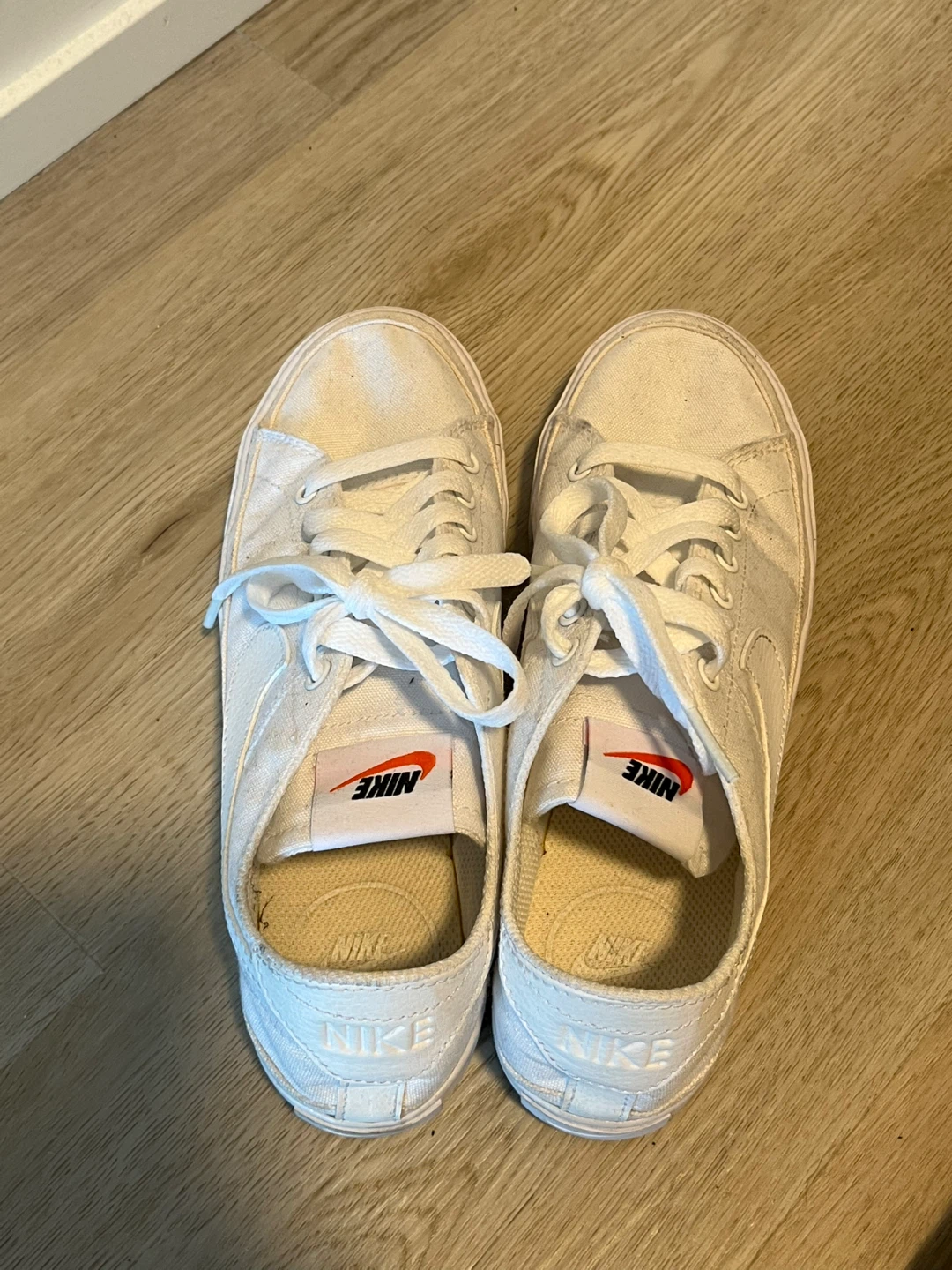Nike Women's Court Legacy Canvas Shoes Size 7 - photo 3