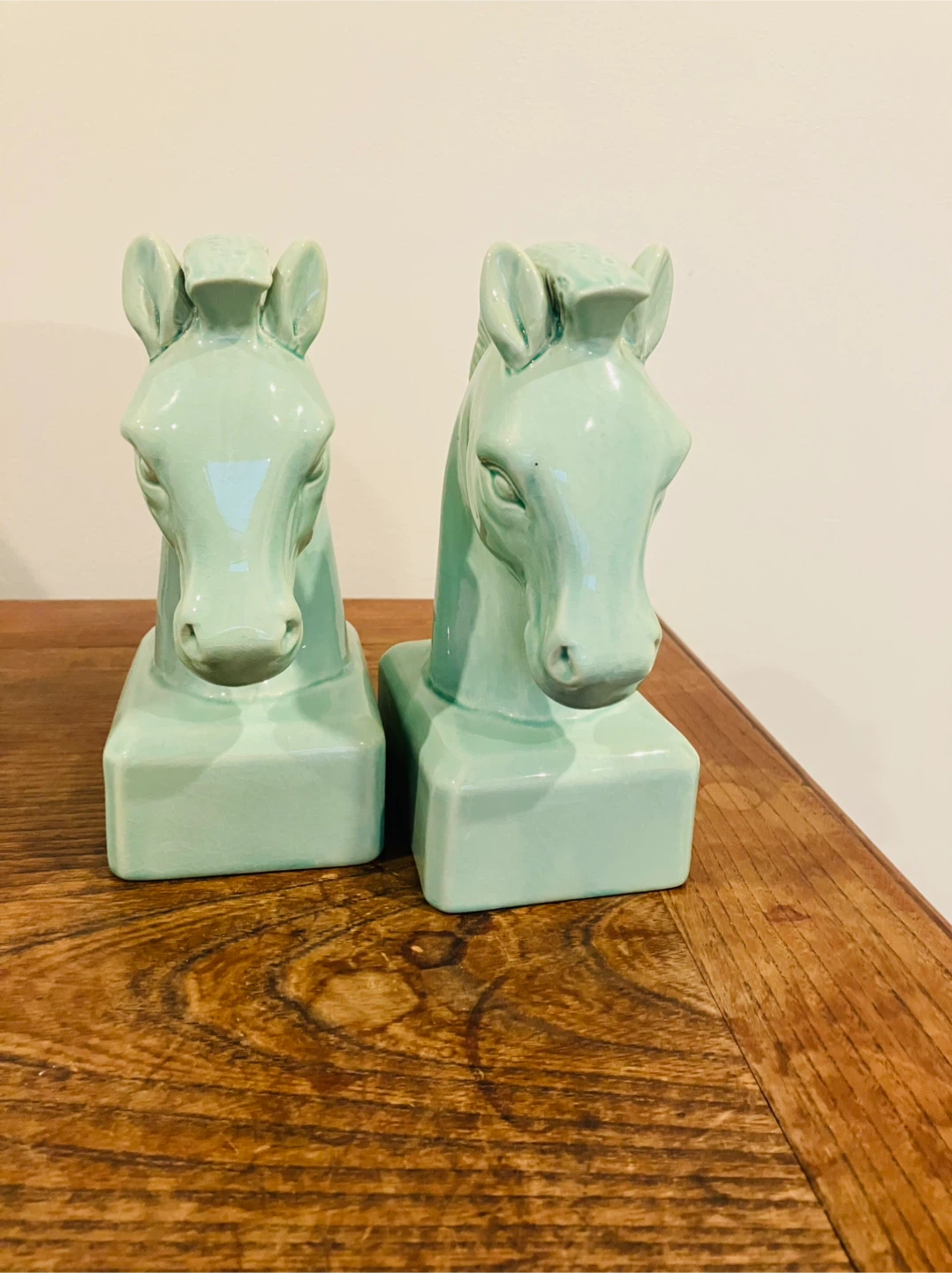 Ceramic Horse Head Bookends - a set - photo 4